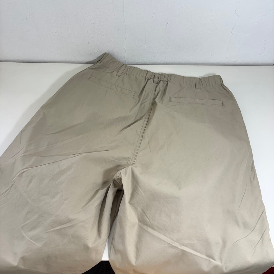 L-XL 유니클로 베이지 와이드핏 코튼 파라슈트팬츠 상품이미지4