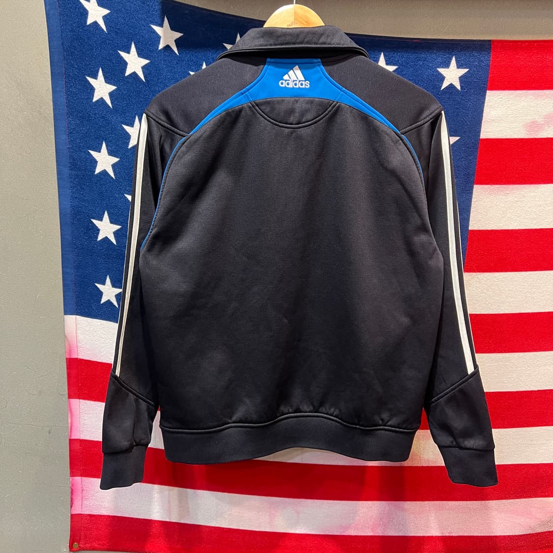 아디다스 기모 트랙져지 상품이미지2