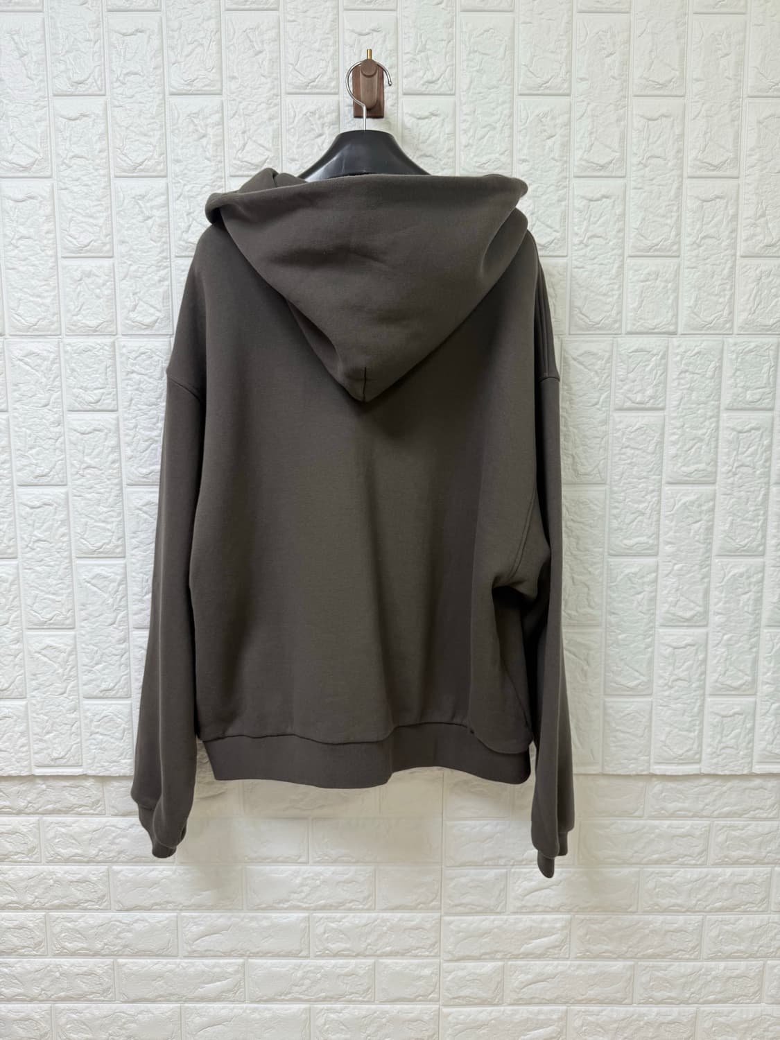 (24SS 새상품급) 우영미 다크 그레이 매듭 후드 티셔츠(48) 상품이미지2
