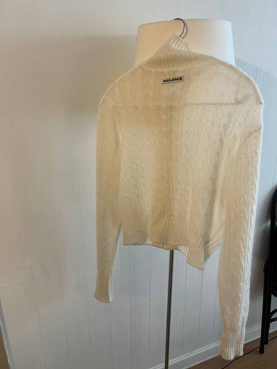 인사일런스 우먼 니트집업 상품이미지3