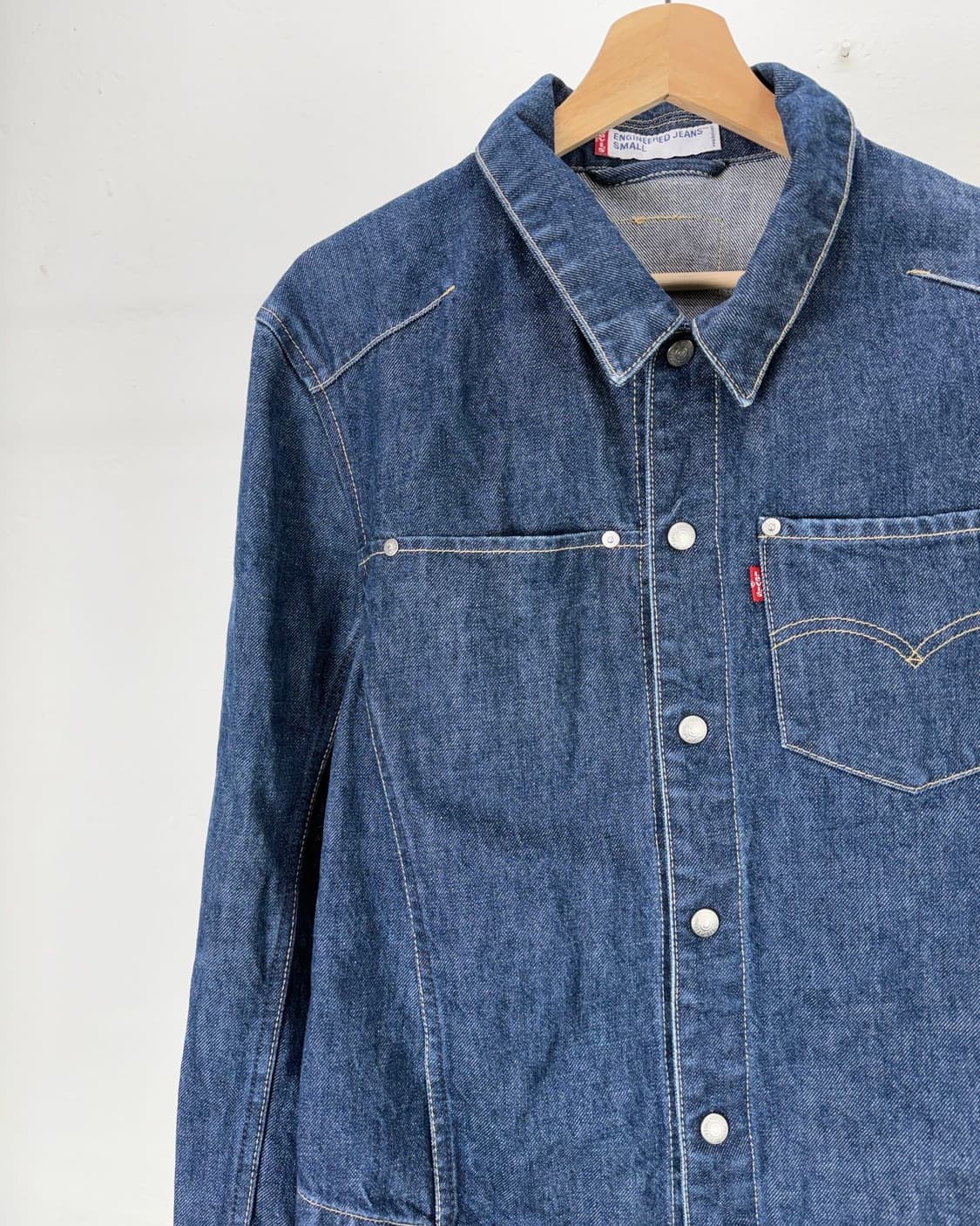 리바이스 엔지니어드 인디고 블루 데님 트러커 자켓 상품이미지2