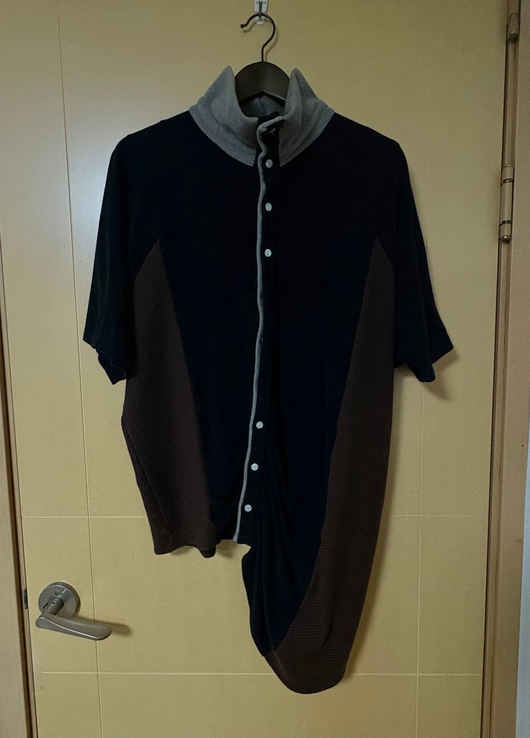 키코 코스타디노브 트리올 triol 블랙/브라운 46 상품이미지1