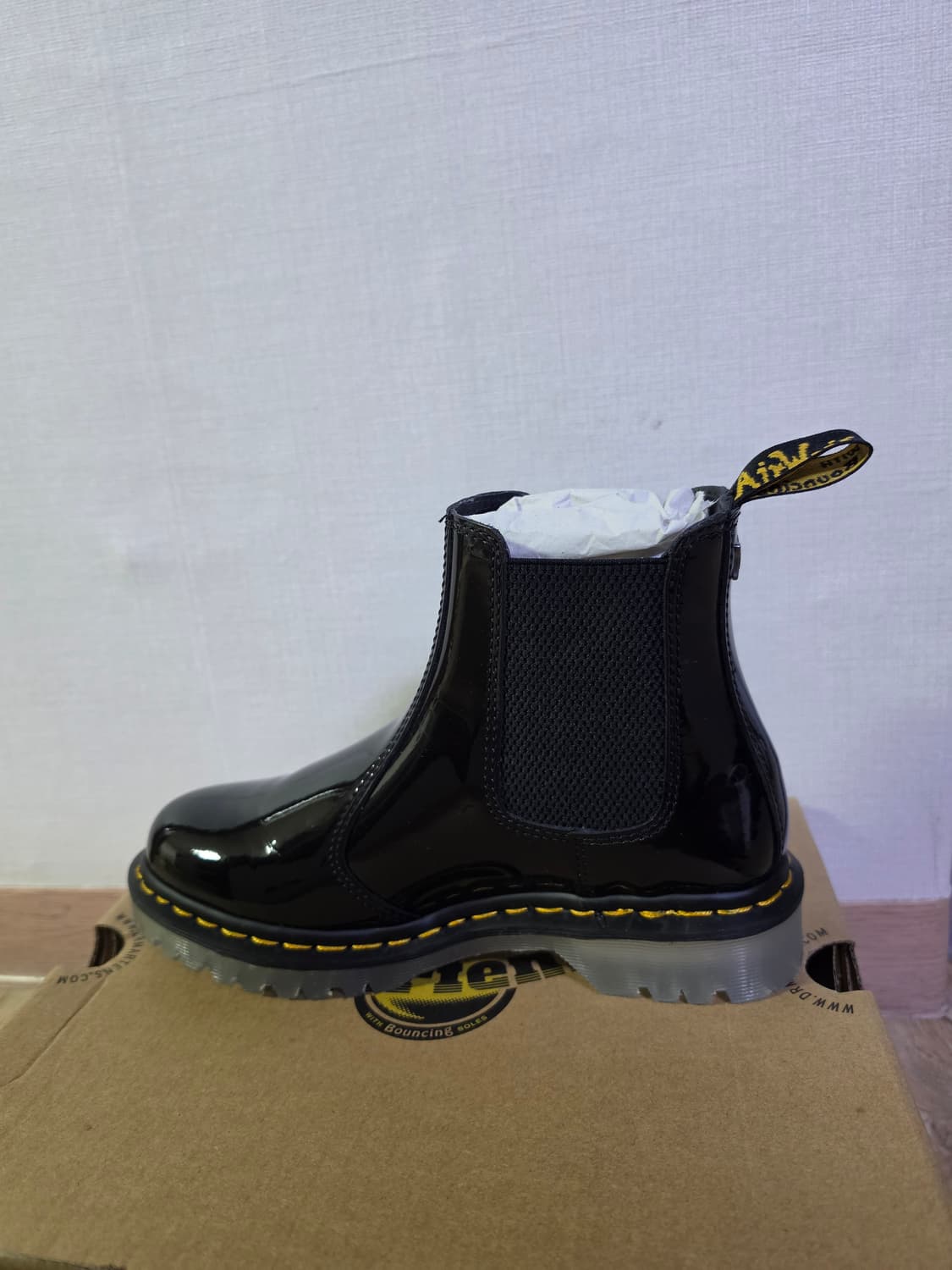 닥터마틴 2976 아이스드 BN 첼시 부츠 블랙 유광 상품이미지3