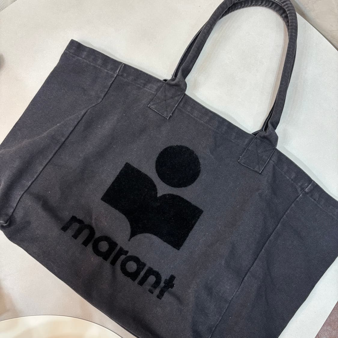 이자벨마랑 Isabel Marant 옌키 블랙 로고 토트백 상품이미지3