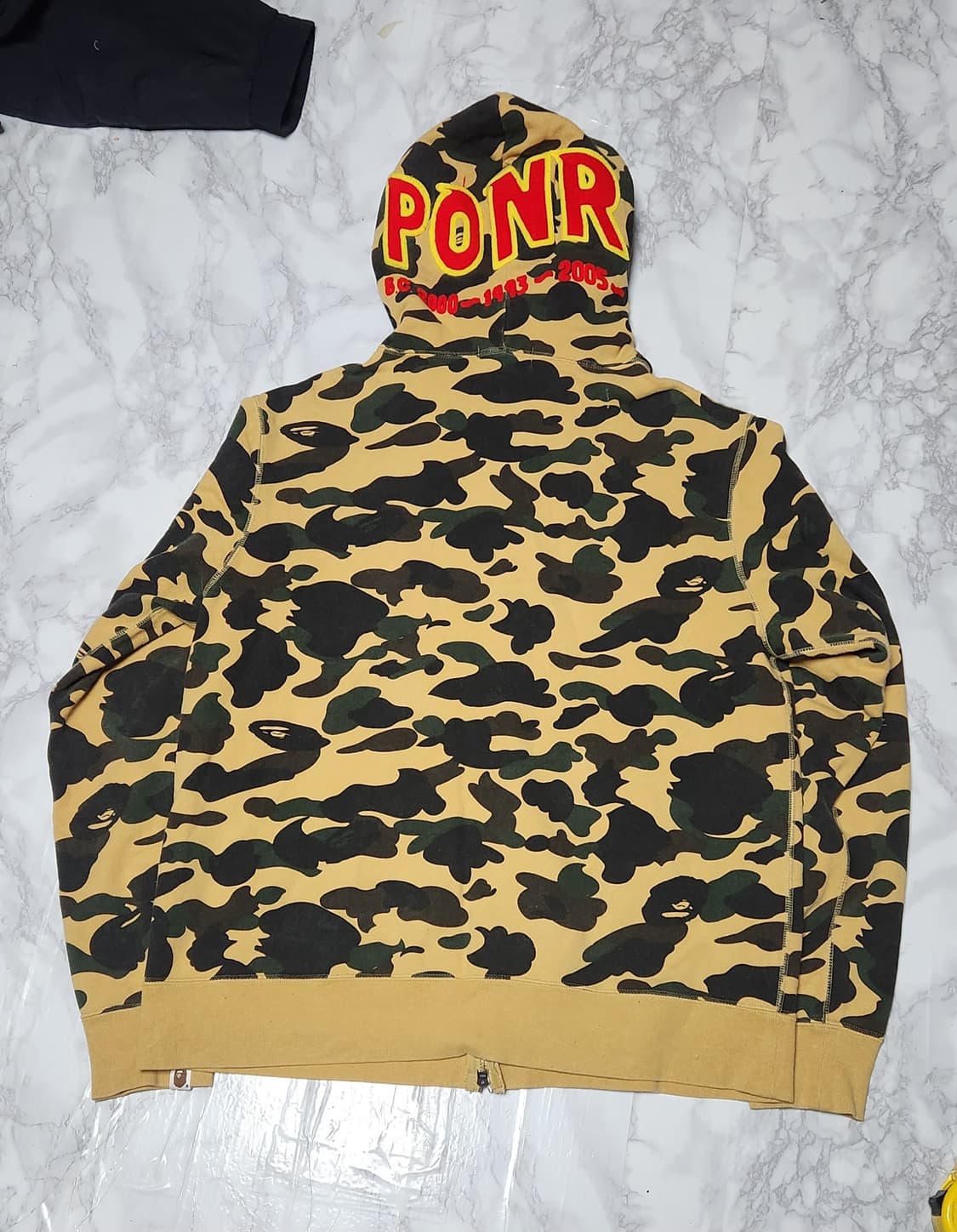 XXL 베이프 샤크 카모 황계 후드집업 자켓 상품이미지4