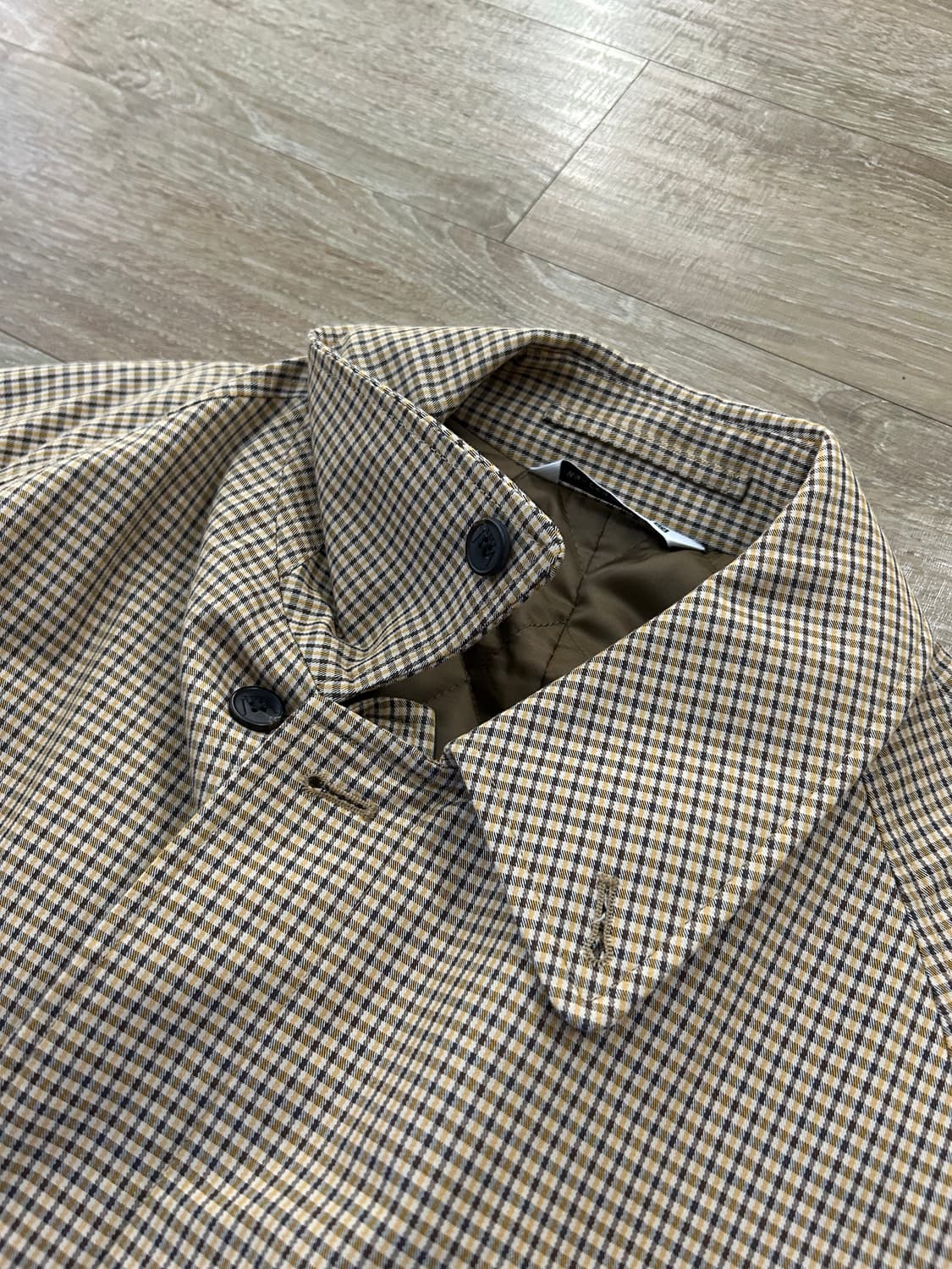 유니클로 JW앤더슨 패디드트렌치코트 상품이미지1