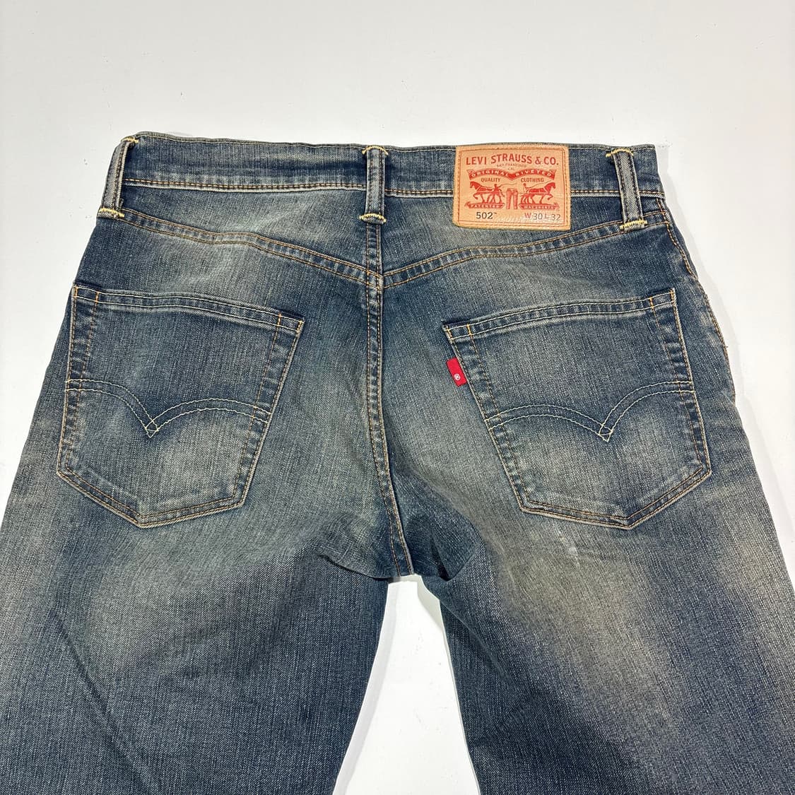 리바이스 502 워싱 데님팬츠 상품이미지4