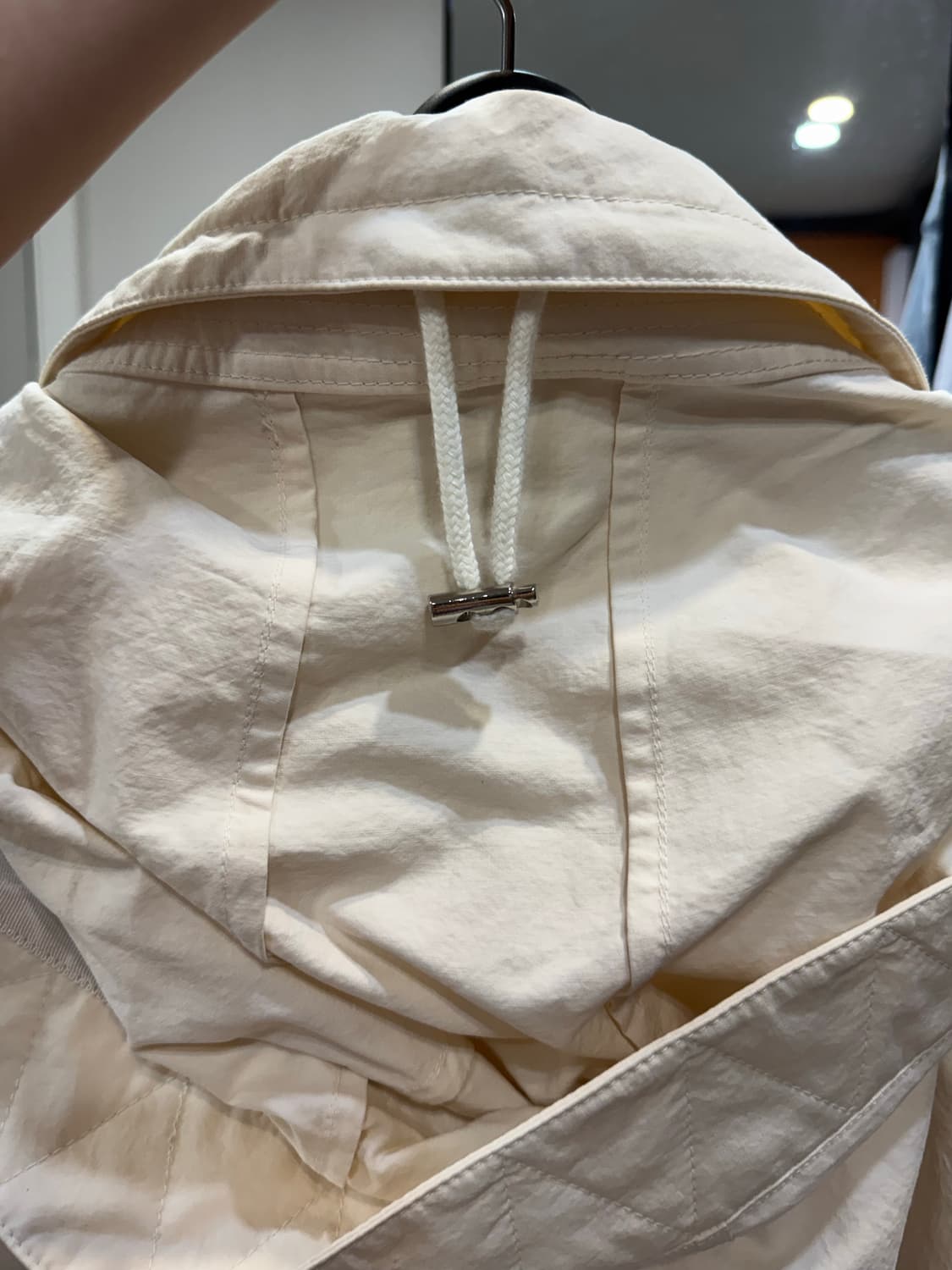 스타일난다 후드트렌치점퍼 (탈부착가능) 상품이미지4