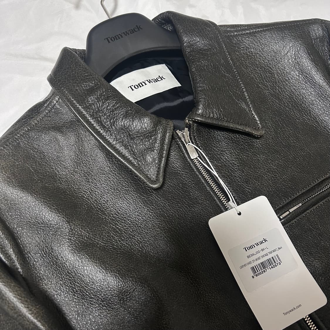 토니웩 25FW 체스트 지퍼 레더 자켓 상품이미지2