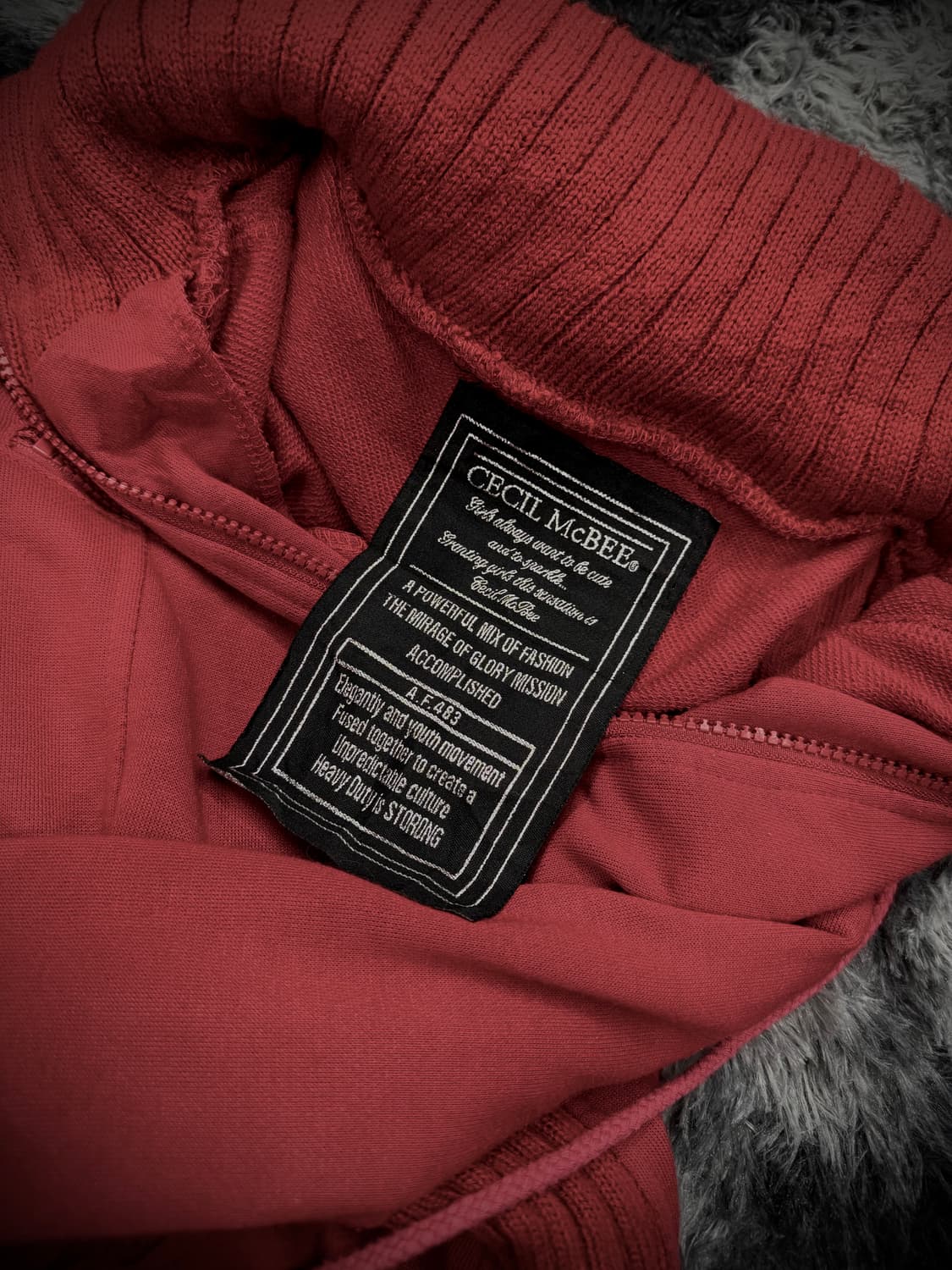 Cecil McBee 레드 Y2K 은장단추 후드집업 상품이미지8