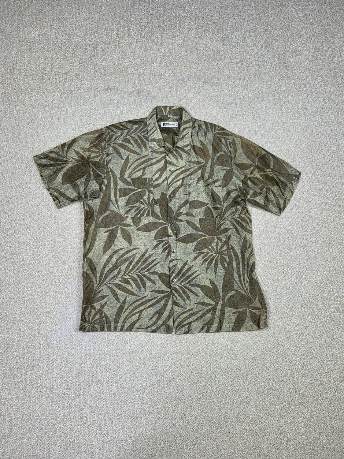 [피에르 가르뎅] 트로피컬 리프 패턴 반팔 셔츠 | S00119 상품이미지1