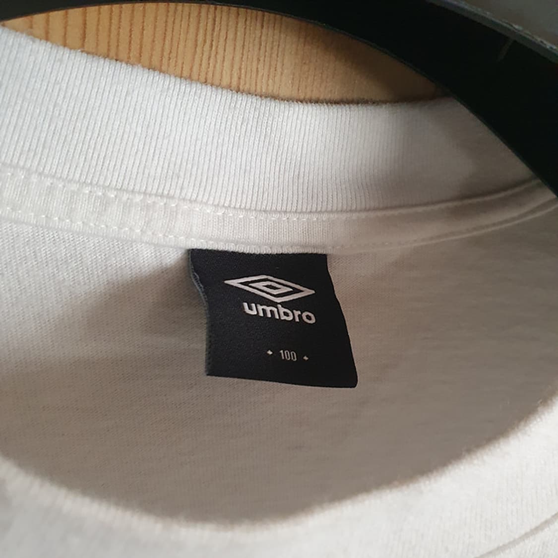 엄브로 반팔 티 100 상품이미지3