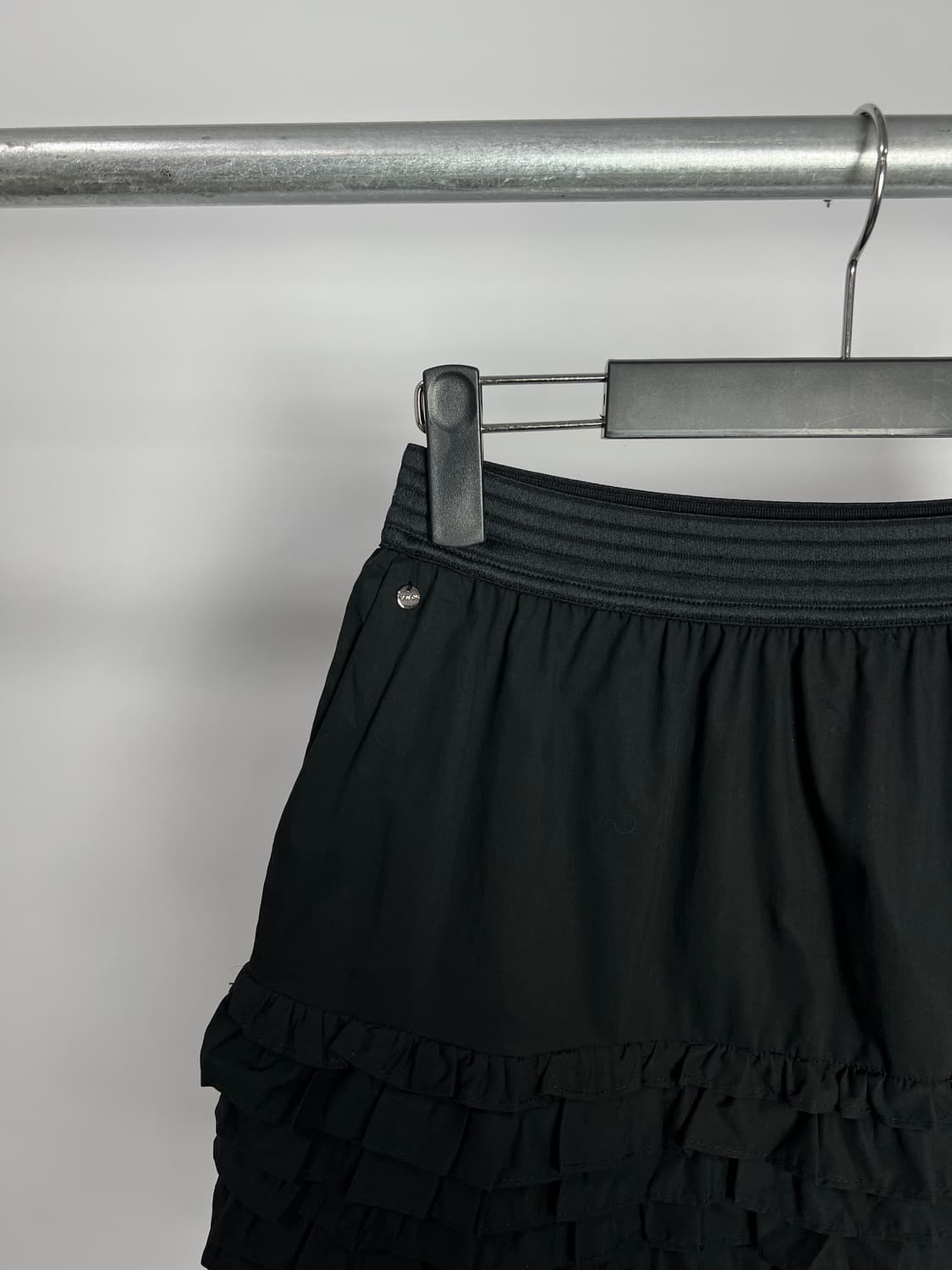 TO BE CHIC 프릴 미니 스커트 상품이미지2