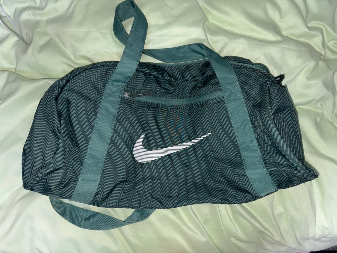 나이키 더플백 상품이미지1