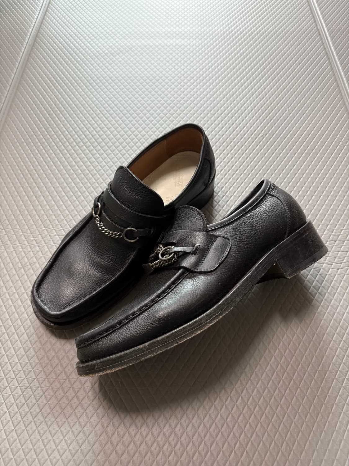 (42) 마르지엘라 비대칭 체인 로퍼  상품이미지2