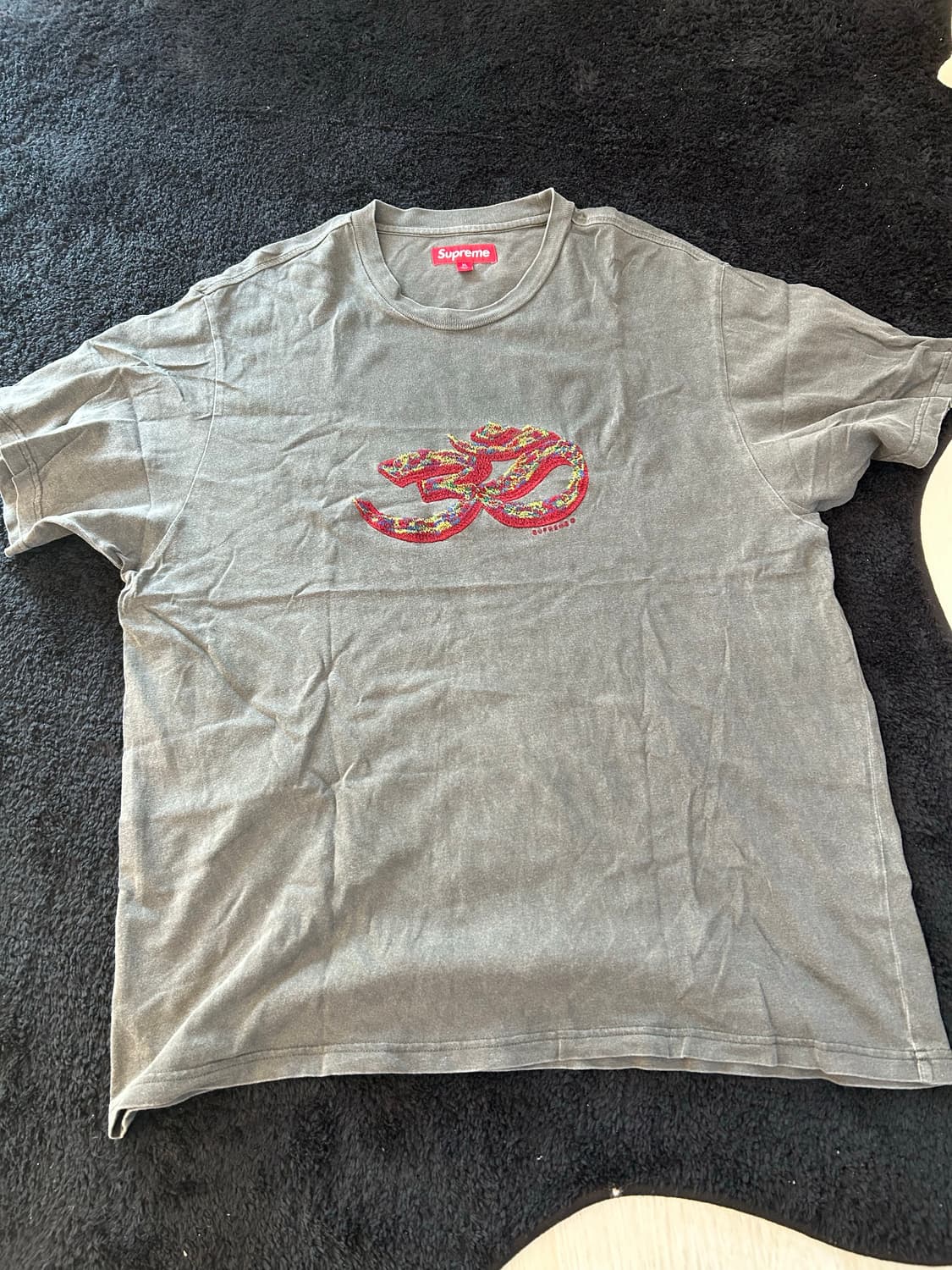 슈프림 티셔츠 판매합니다 상품이미지7