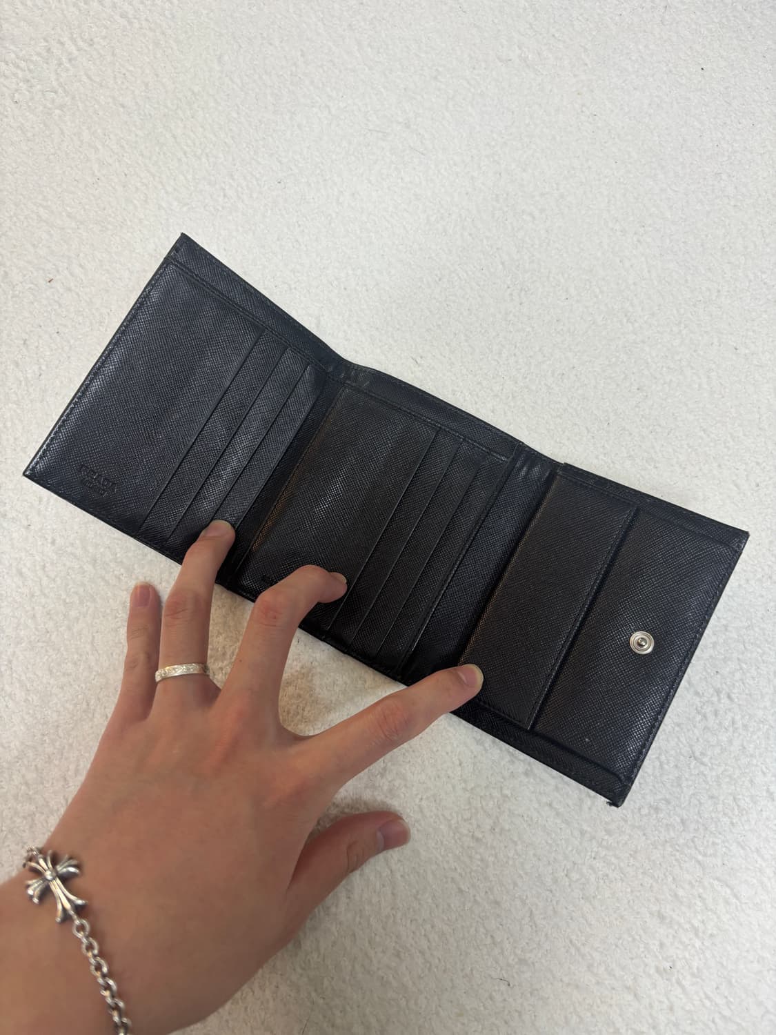 프라다 나일론 반지갑 상품이미지5