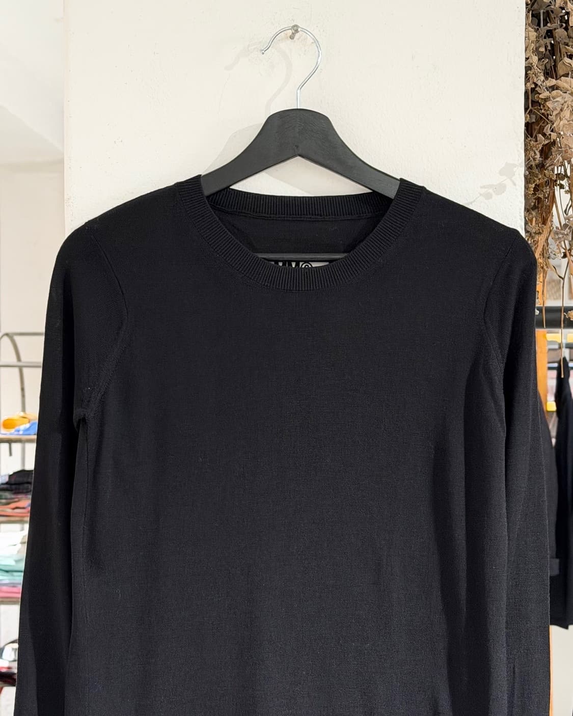 mm6 블랙 라운드 넥 롱 슬리브 니트 상품이미지4