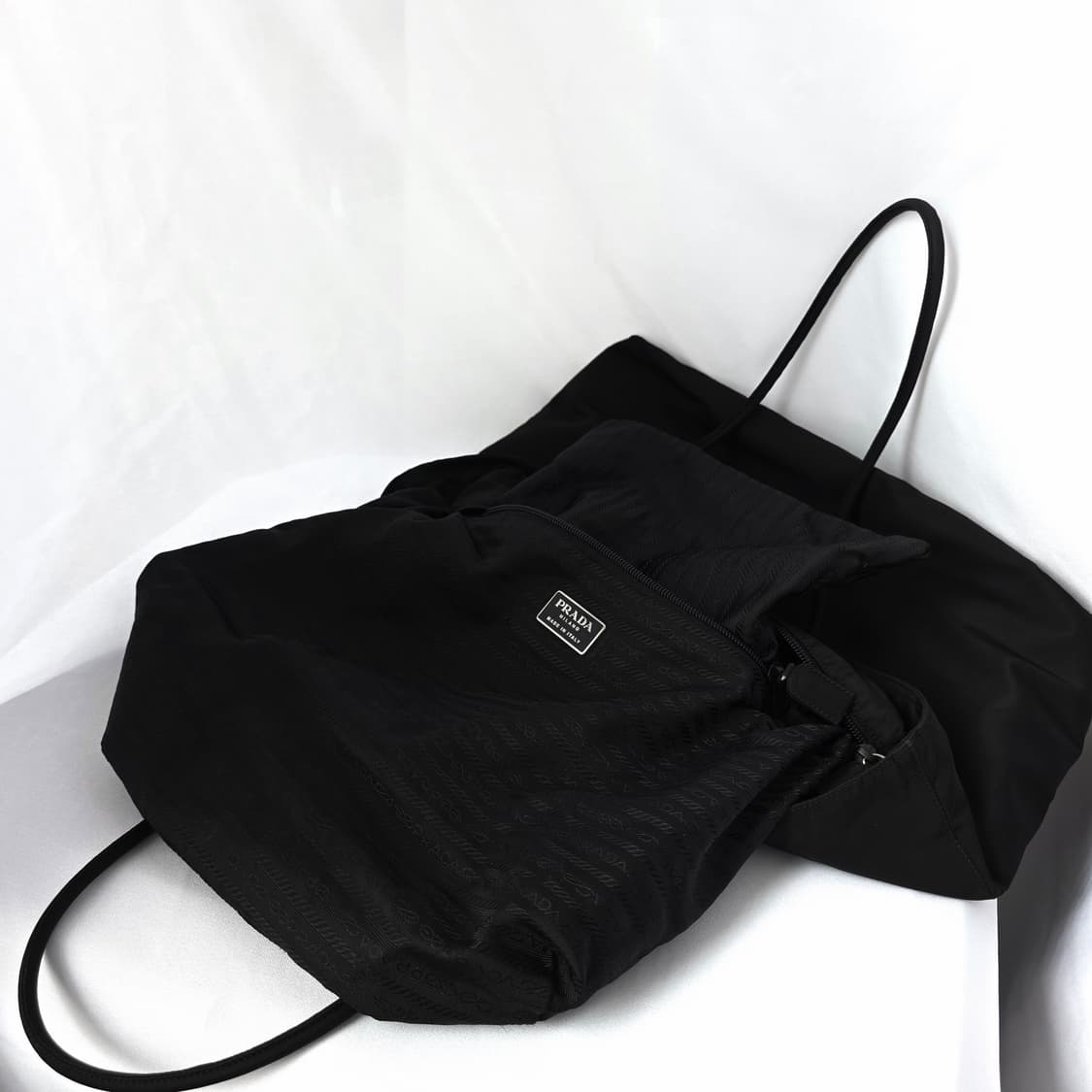 [정품 PRADA] 프라다 포코노 나일론 긴줄 숄더백 쇼퍼백 라지 상품이미지7