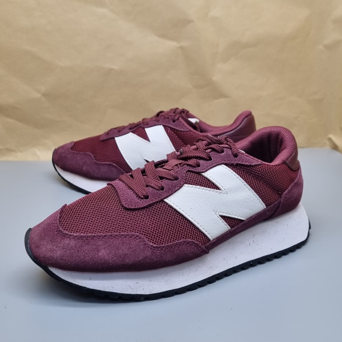 뉴발란스 237 버건디 여성운동화240  상품이미지1