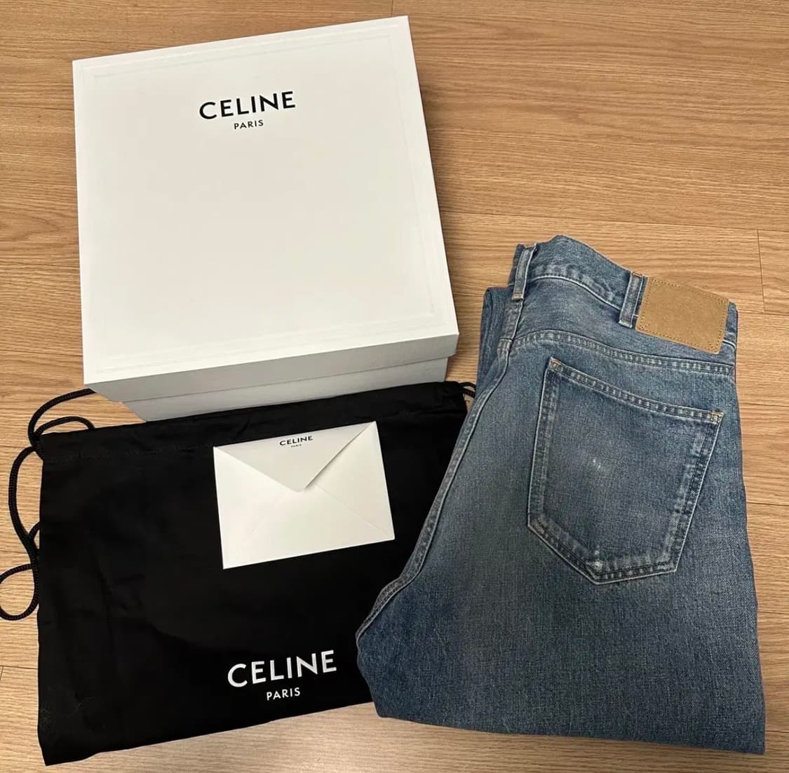 [32] 셀린느 커트 데님 모닝 라이트 워시 2N574662X.08L 상품이미지4