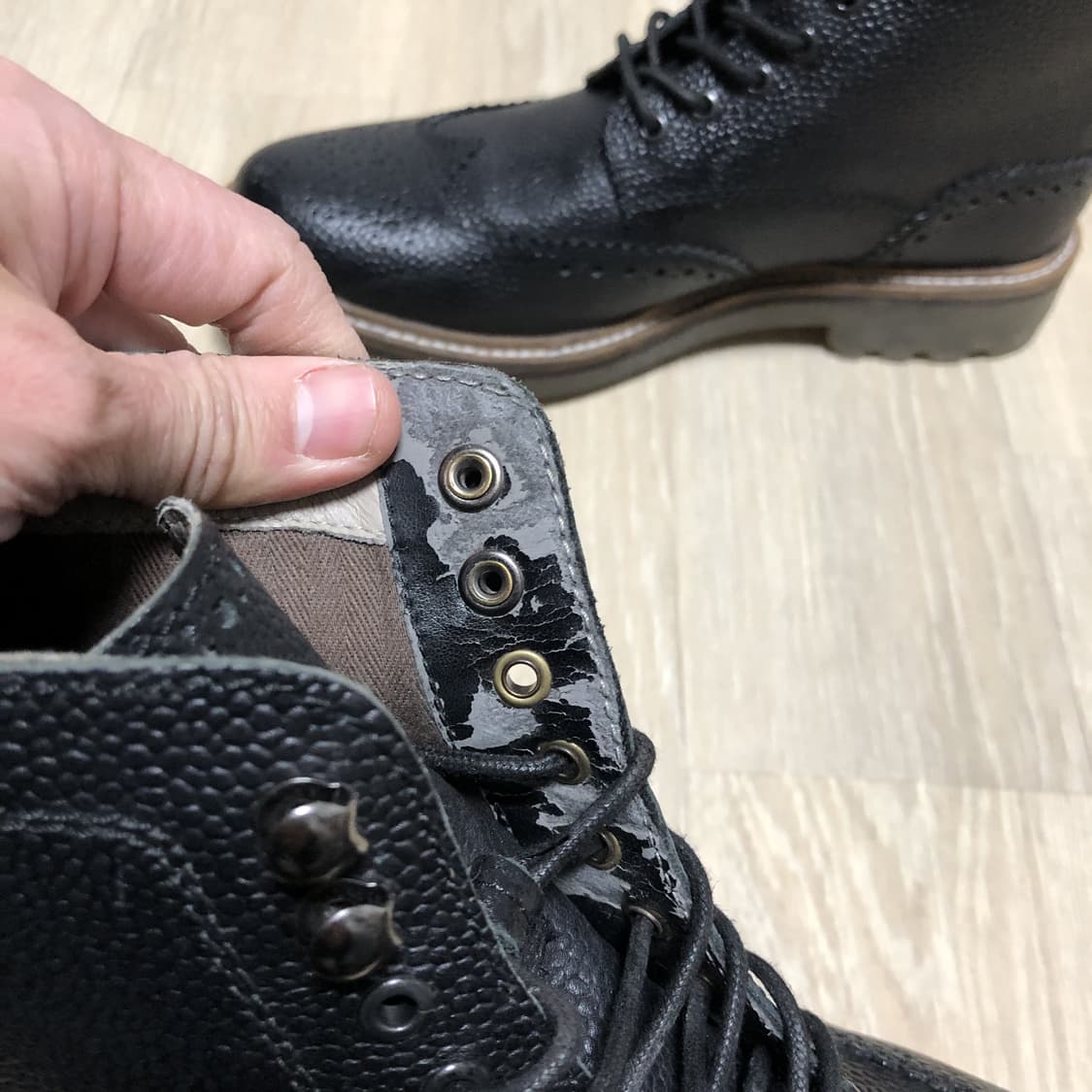 (260) 클락스 Clarks 6인치 몽마르트 라이즈 윙팁 부츠 블랙 상품이미지6