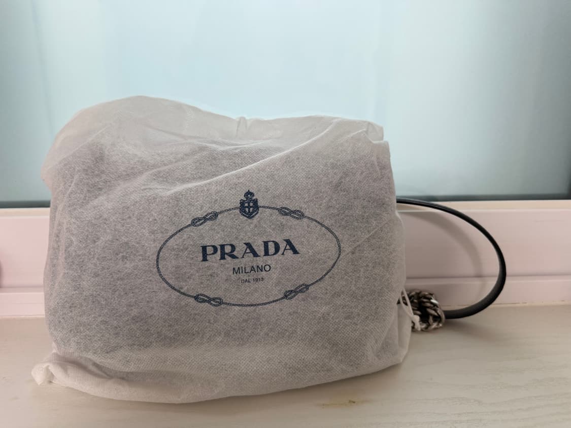 프라다 사피아노 체인 숄더백 상품이미지1