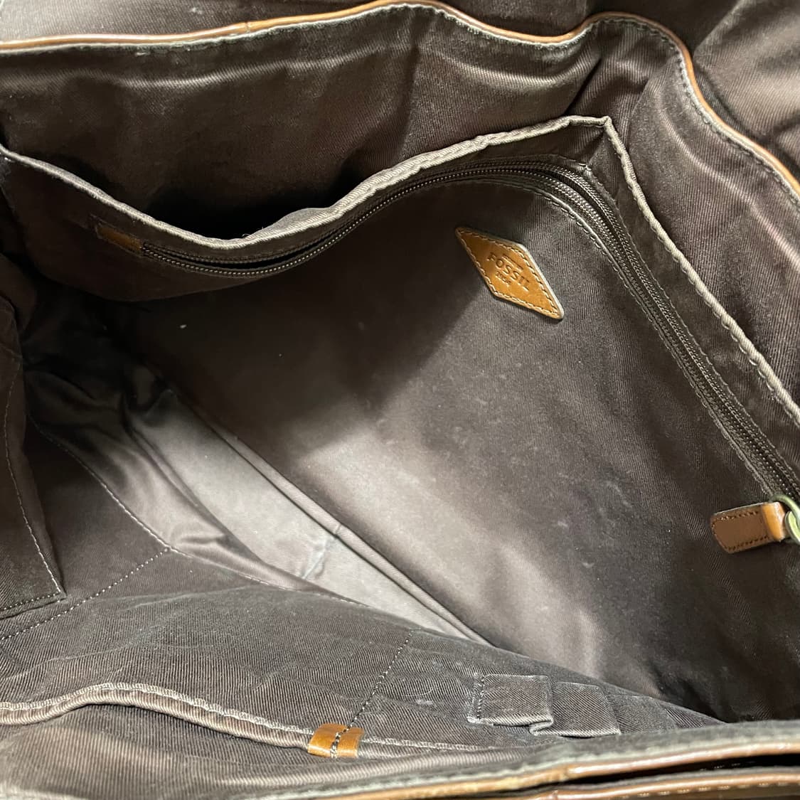 FOSSIL 레더 빈티지 크로스백 브라운 상품이미지3