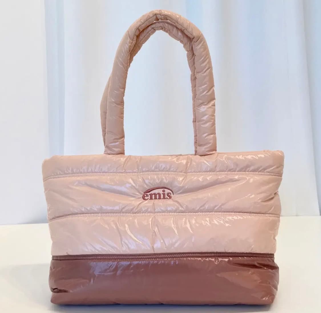 emis 글로시 패디드 토트백  핑크 상품이미지1