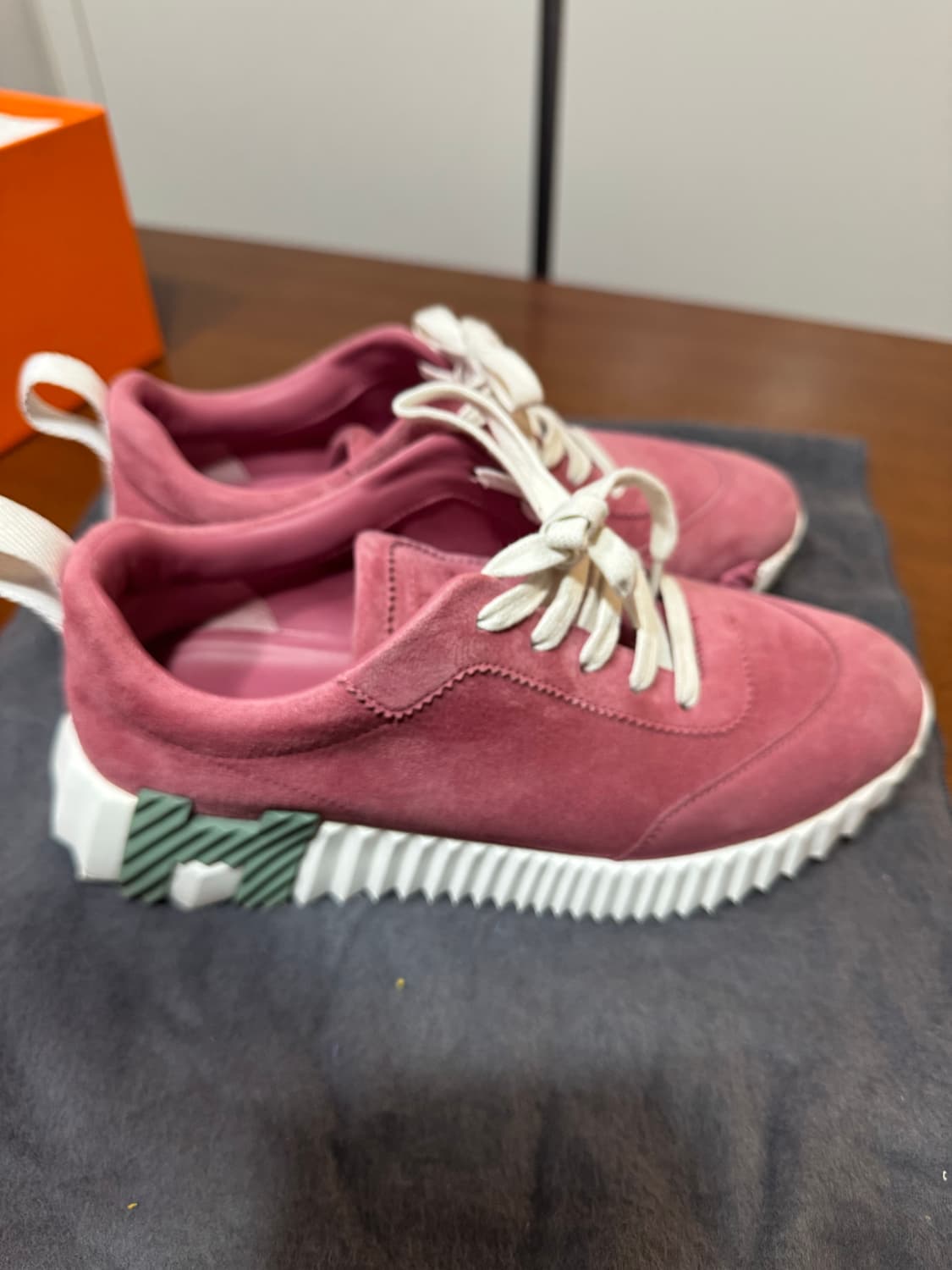 에르메스 바운싱 스니커즈 37.5 상품이미지5