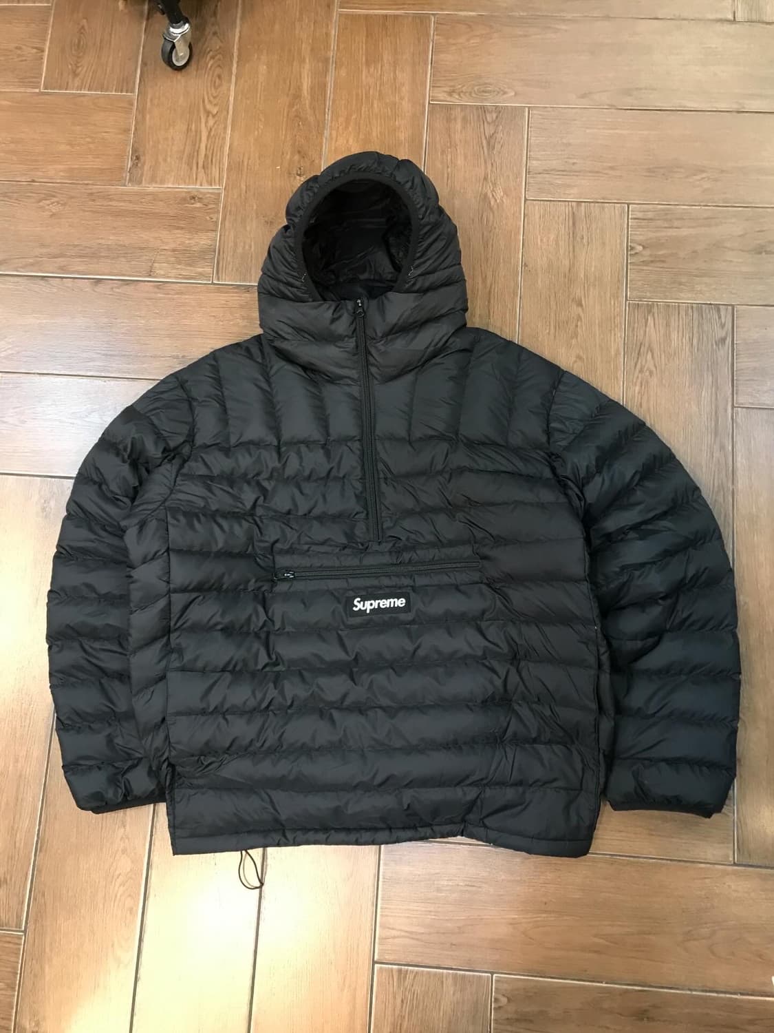 슈프림 마이크로 다운 하프 집 후드 풀오버 블랙 - 23FW 상품이미지7