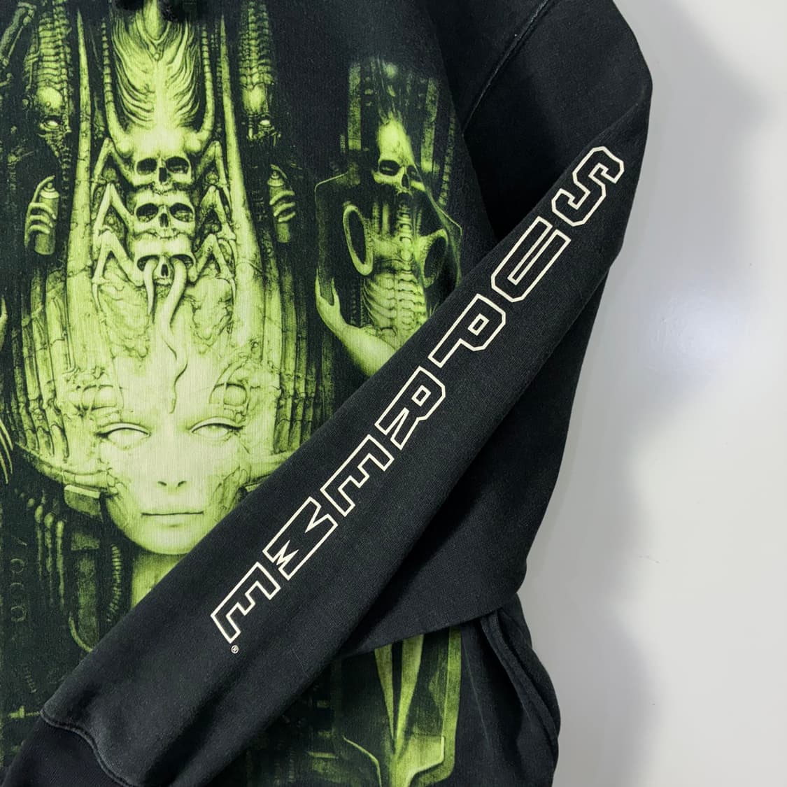 Supreme 슈프림 14F/W H.R giger 후드티 상품이미지4