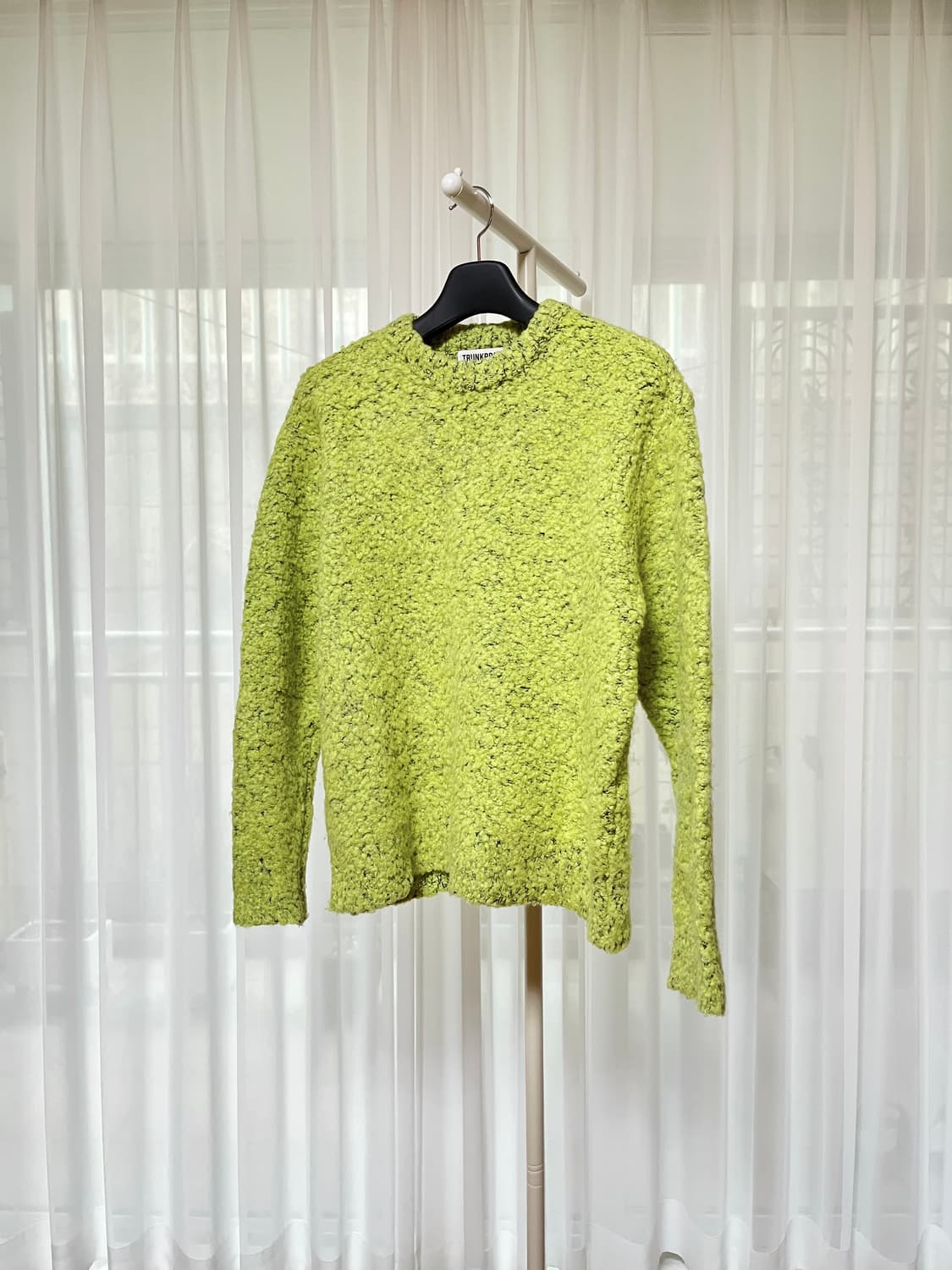 트렁크프로젝트 부클 니트 상품이미지1