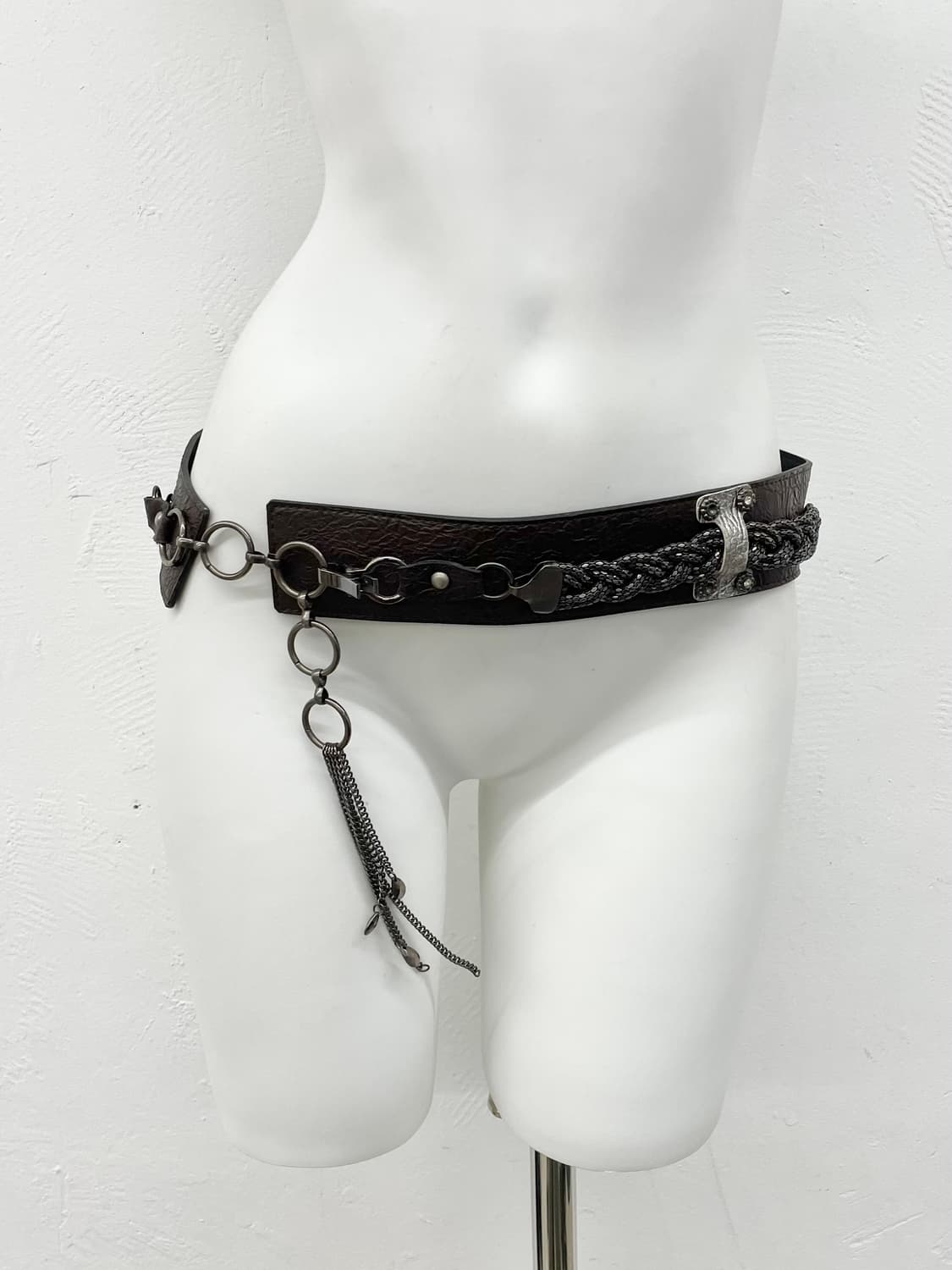 그런지 체인 디테일 드롭 벨트 상품이미지1