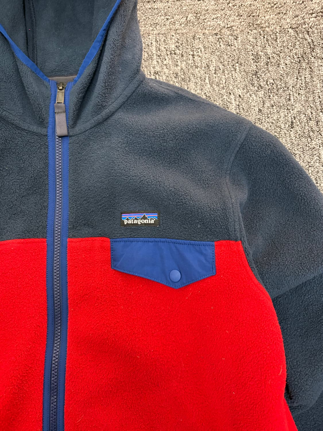 파타고니아 후디드 풀집업 신칠라 상품이미지3