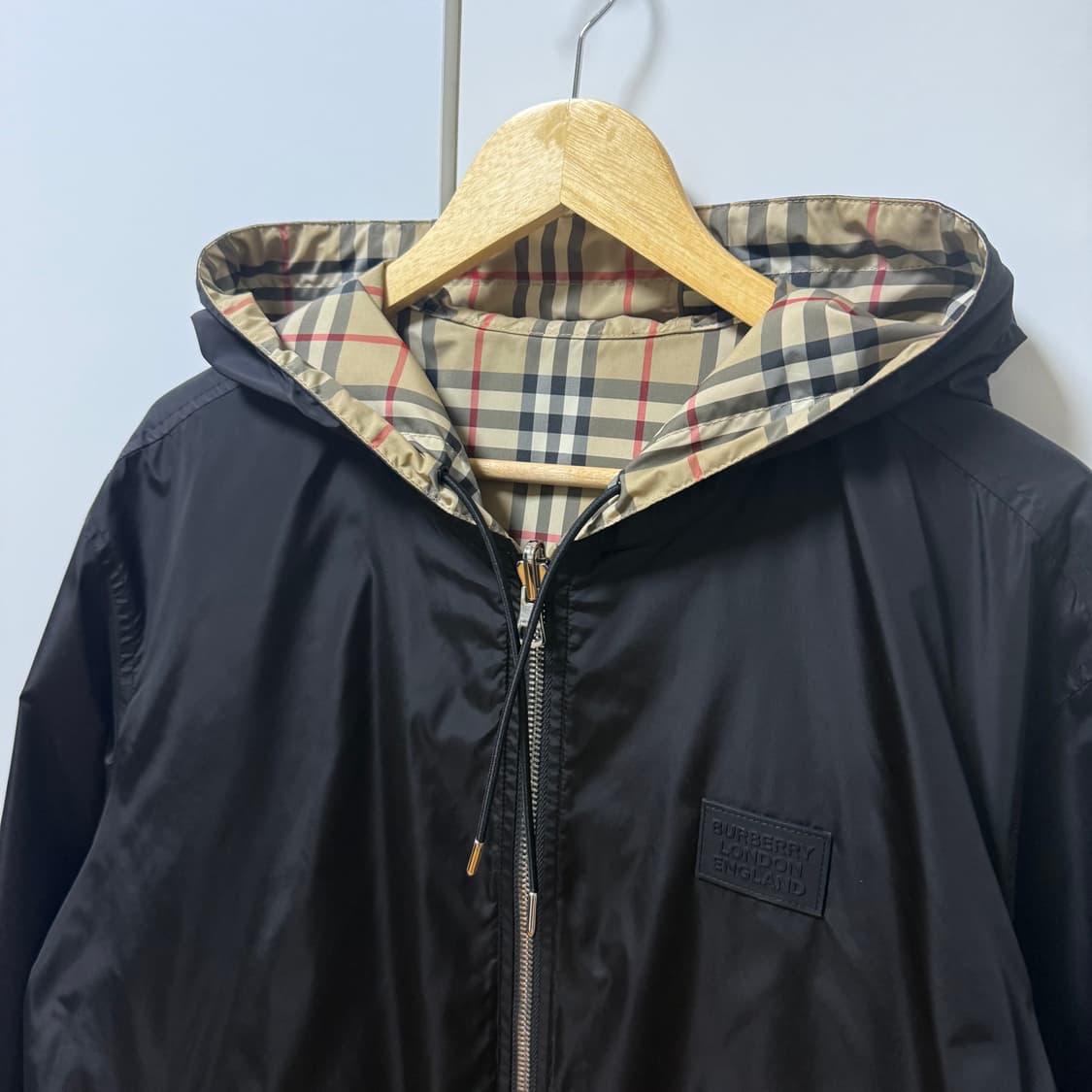 버버리 리버시블 체크 후드 바람막이 자켓
XL사이즈  상품이미지5