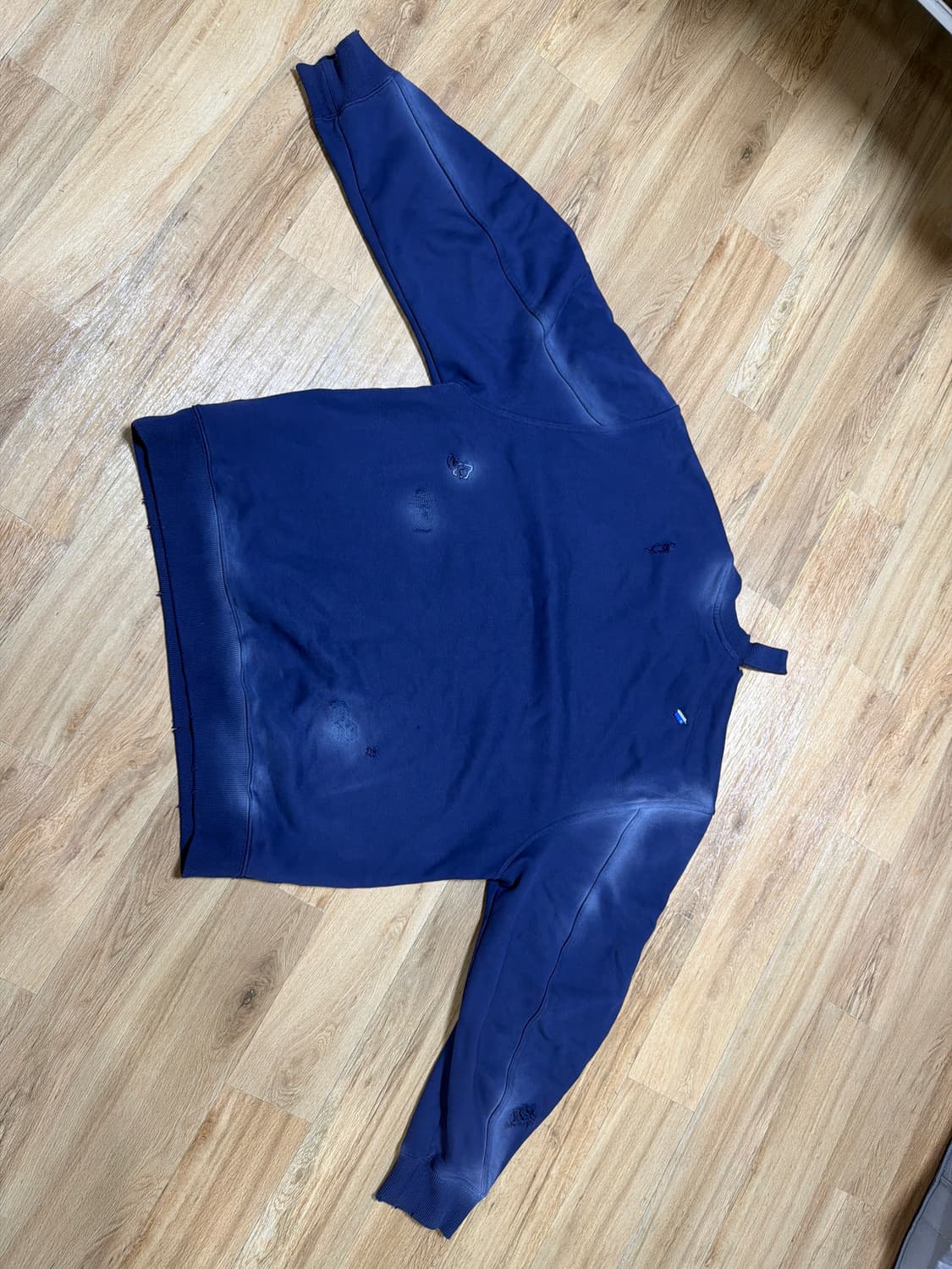 아더에러 솔렉 스웨트셔츠 네이비 A2 2사이즈 상품이미지3