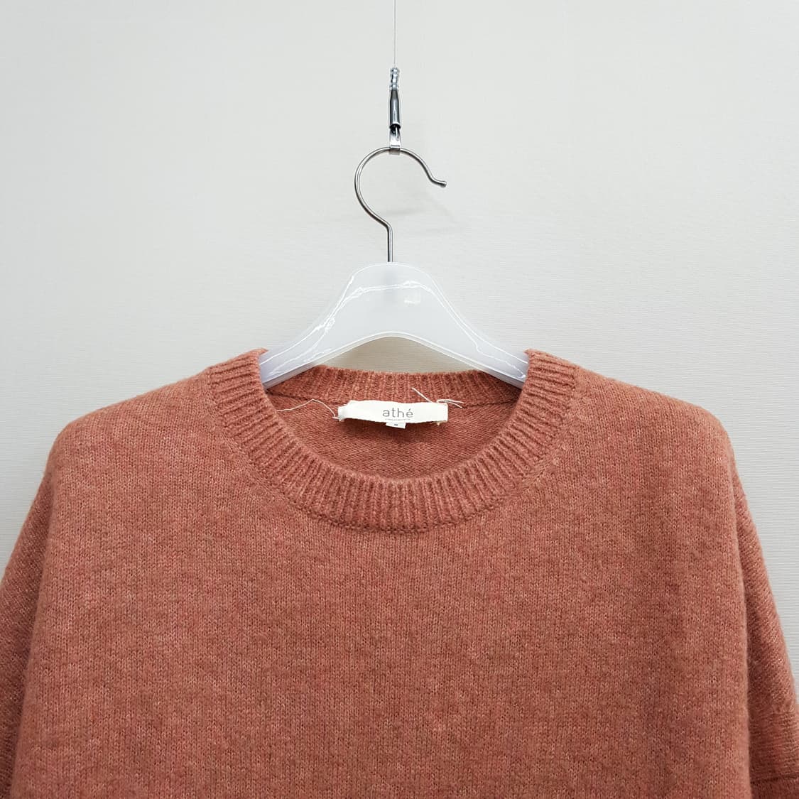 아떼바네사브루노 라운드넥 니트 S사이즈 상품이미지2