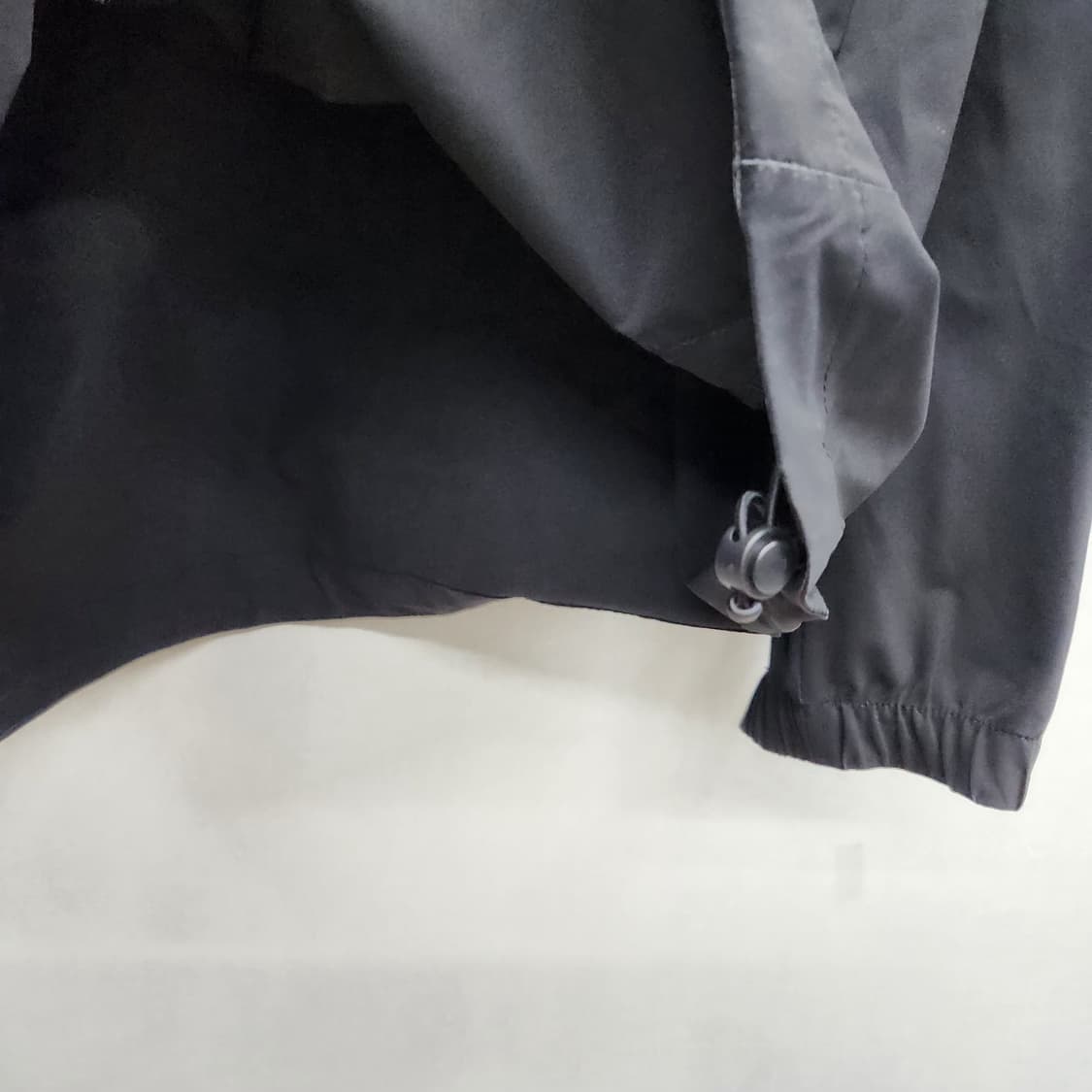 데상트 로고 후드 스트링 바람막이 L(L) 상품이미지4
