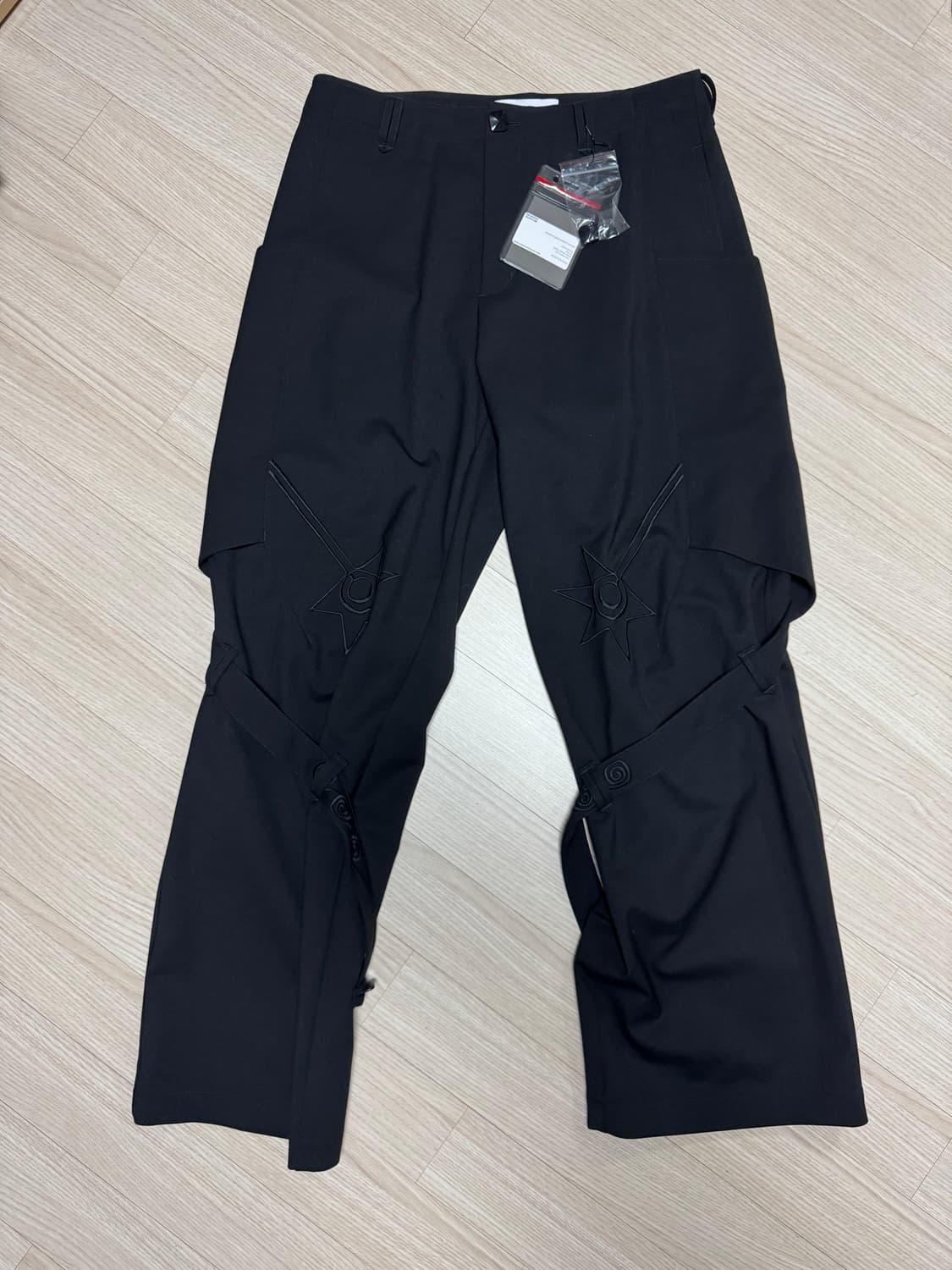 키코 코스타디노브 네세부르  트라우저 블랙 48 상품이미지1