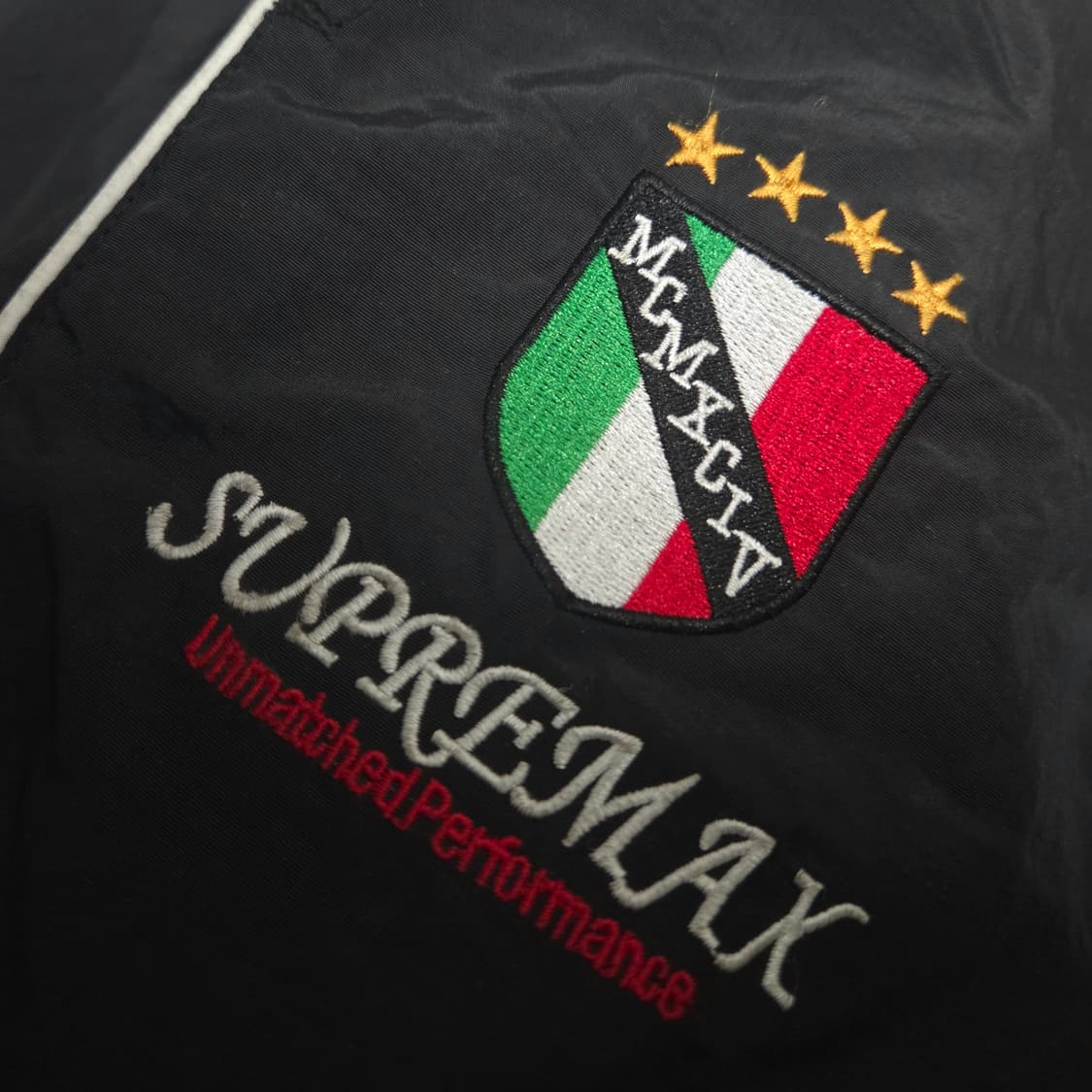 슈프림 x 엄브로 트랙팬츠 블랙 22ss 상품이미지3