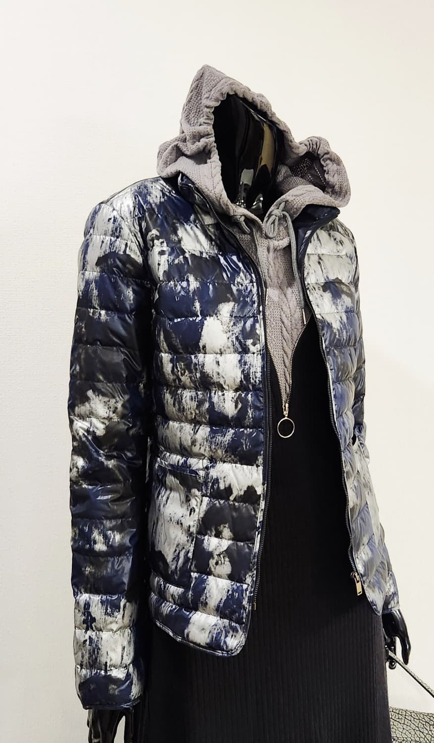 네이비실버 경량패딩  상품이미지1