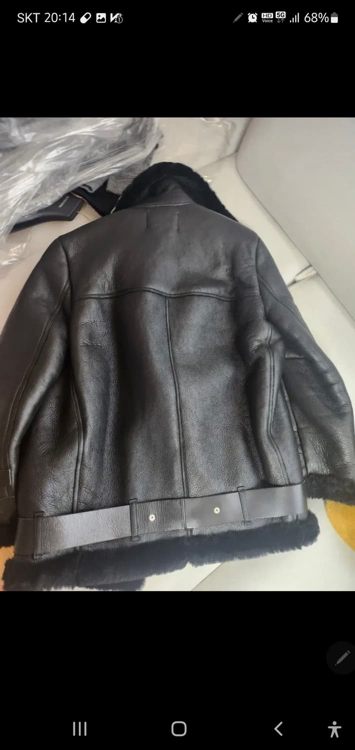 아크네 정품 무스탕팝니다 상품이미지3