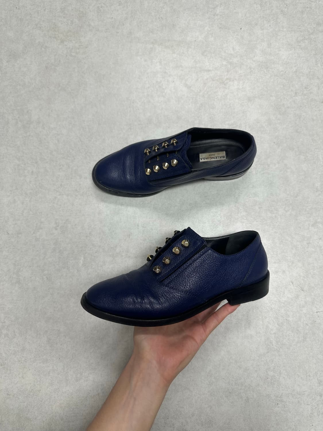 발렌시아가 스터드 로퍼 상품이미지1