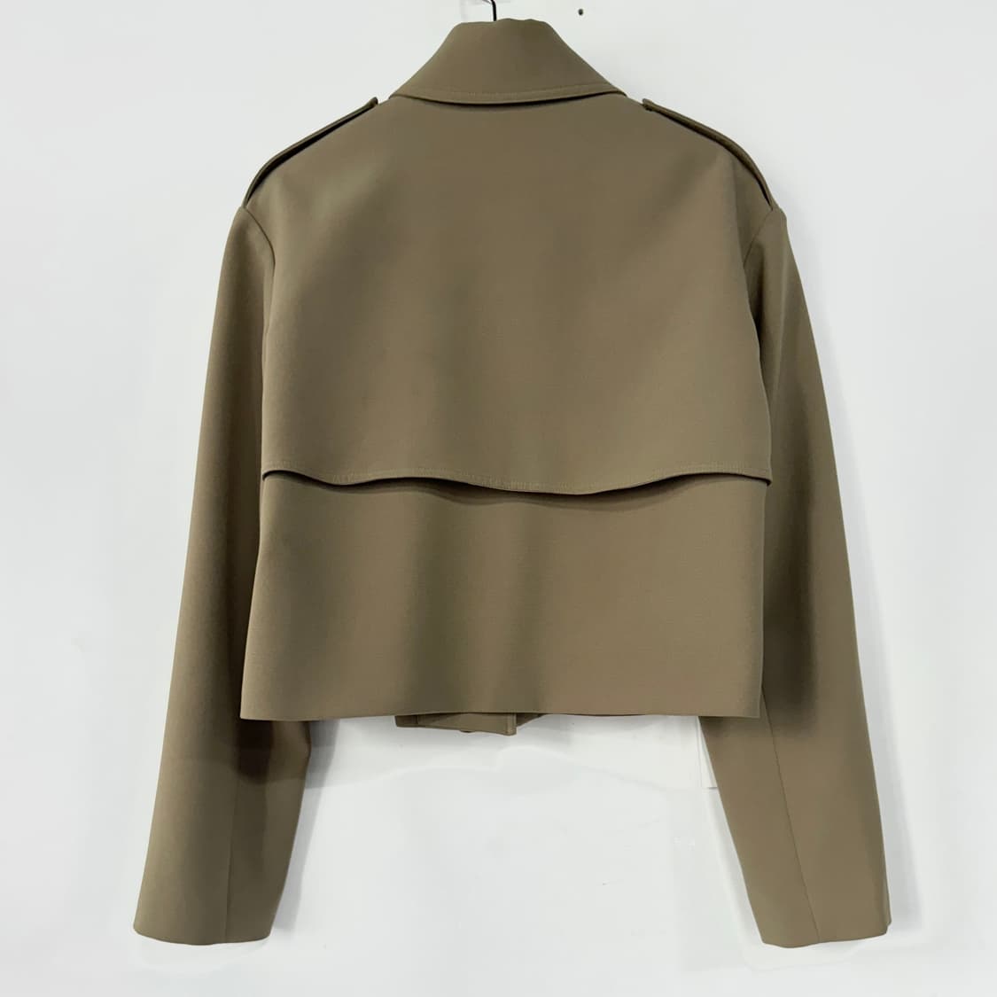 띠어리 크롭 트렌치 코트 상품이미지6