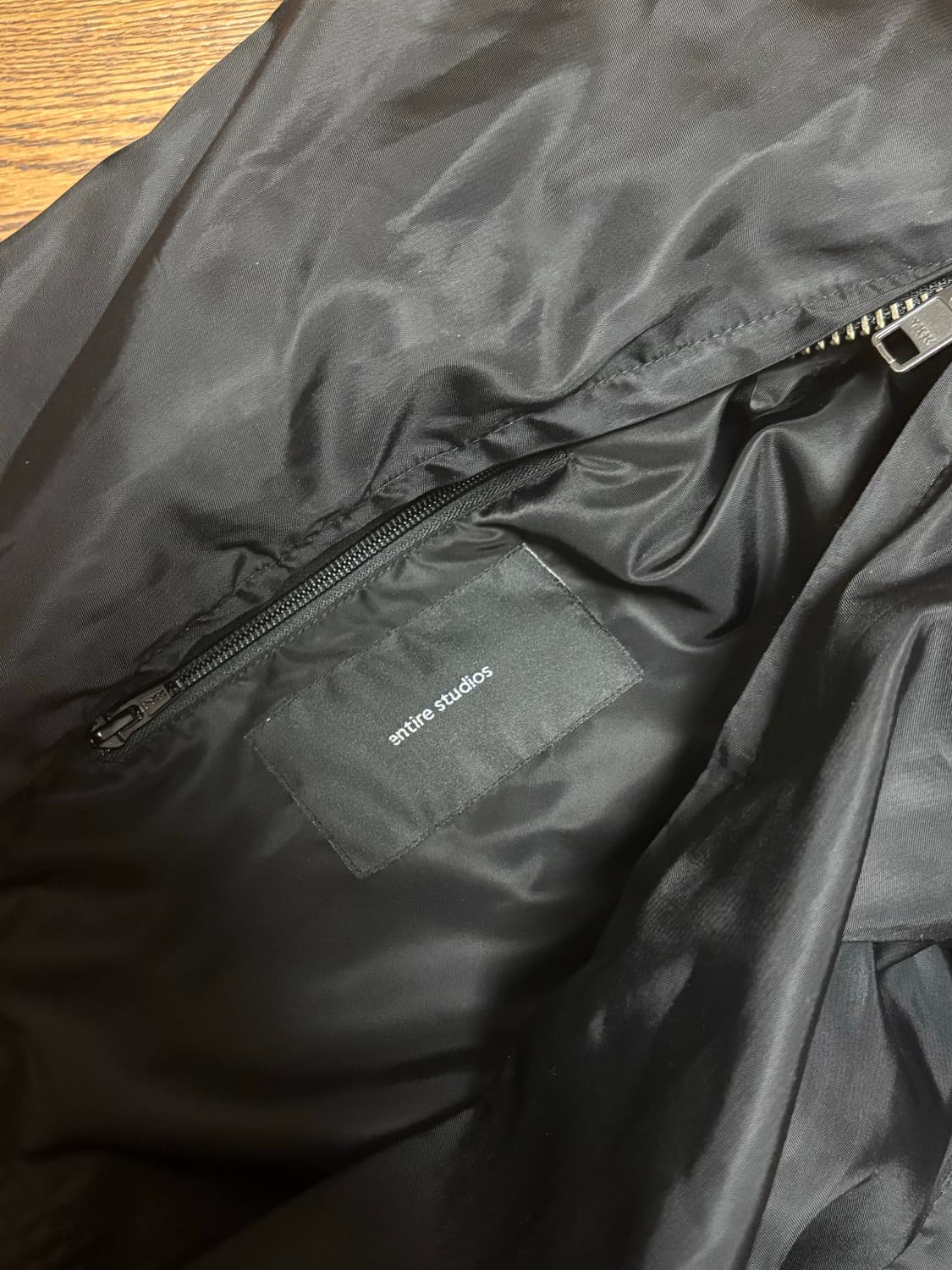 [급처] 엔타이어스튜디오 더플백 블랙 상품이미지3