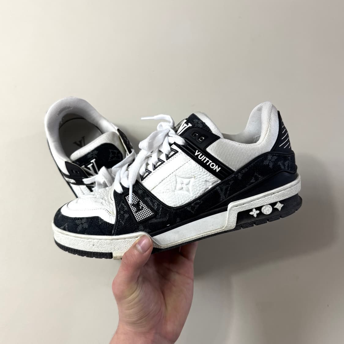 [6.5/당일출고]루이비통 트레이너 스니커즈 상품이미지4