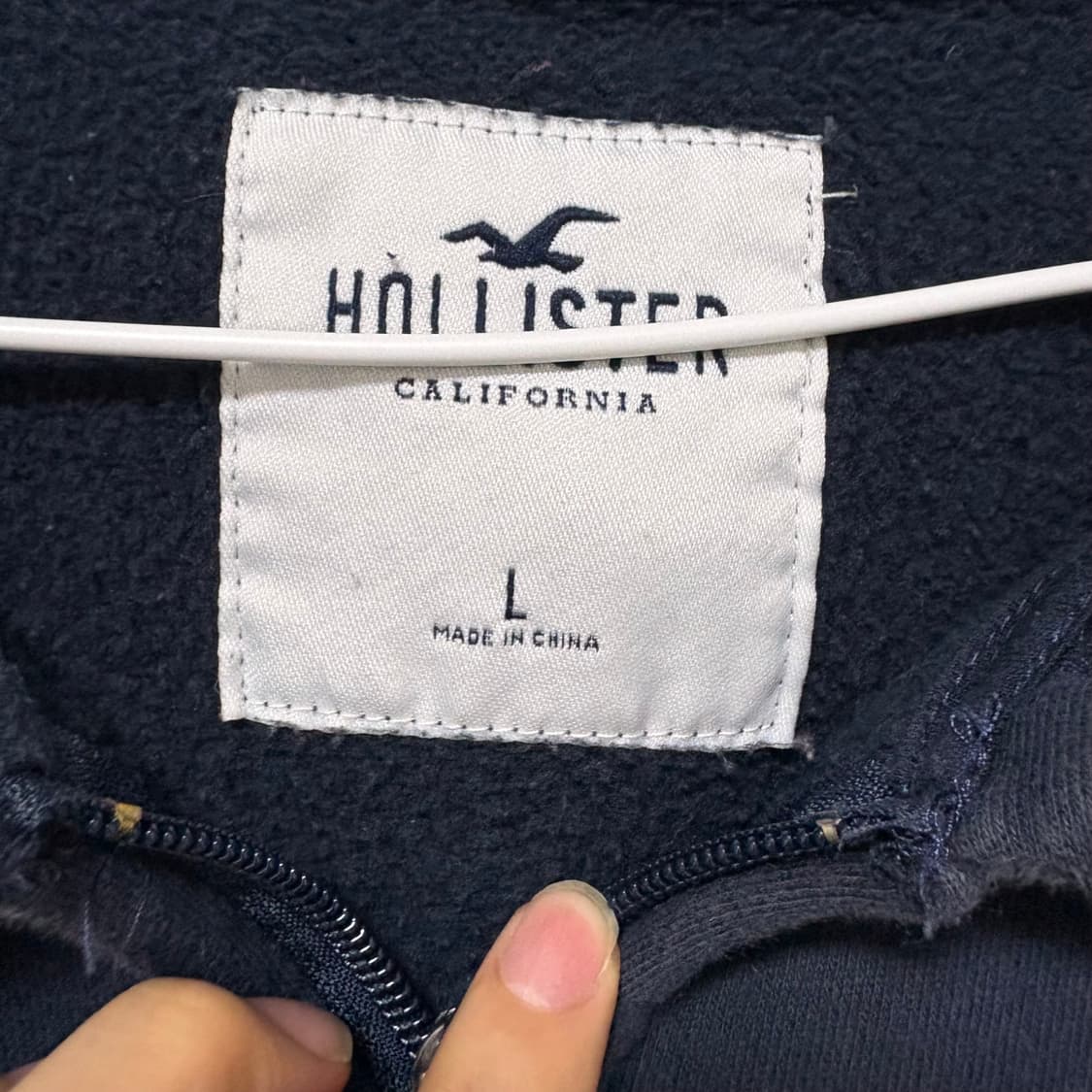 유일매물) 홀리스터 스펠아웃 네이비 후드집업 상품이미지6