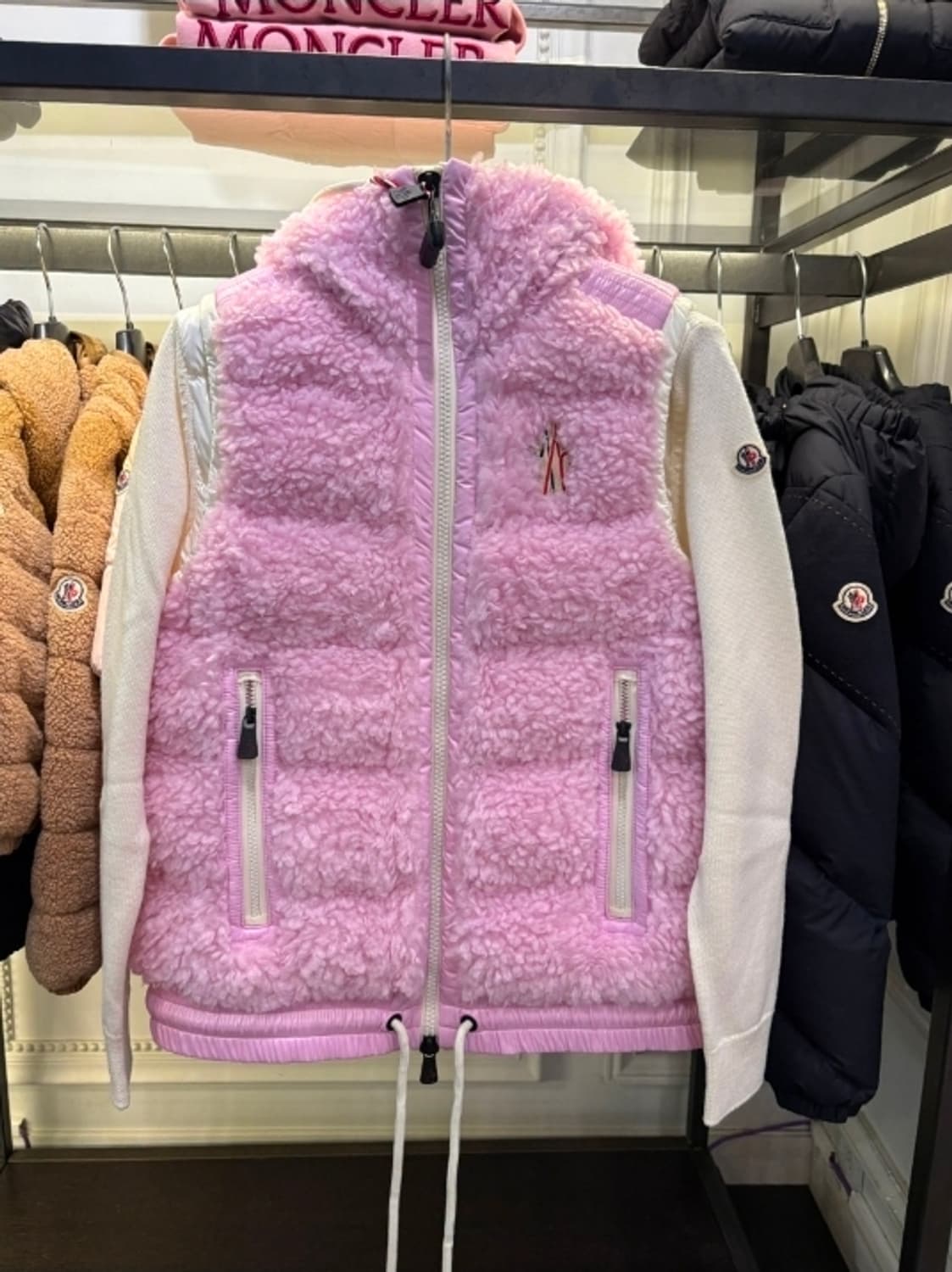 몽클레어 그레노블 테디 구스다운 패팅 베스트 상품이미지1