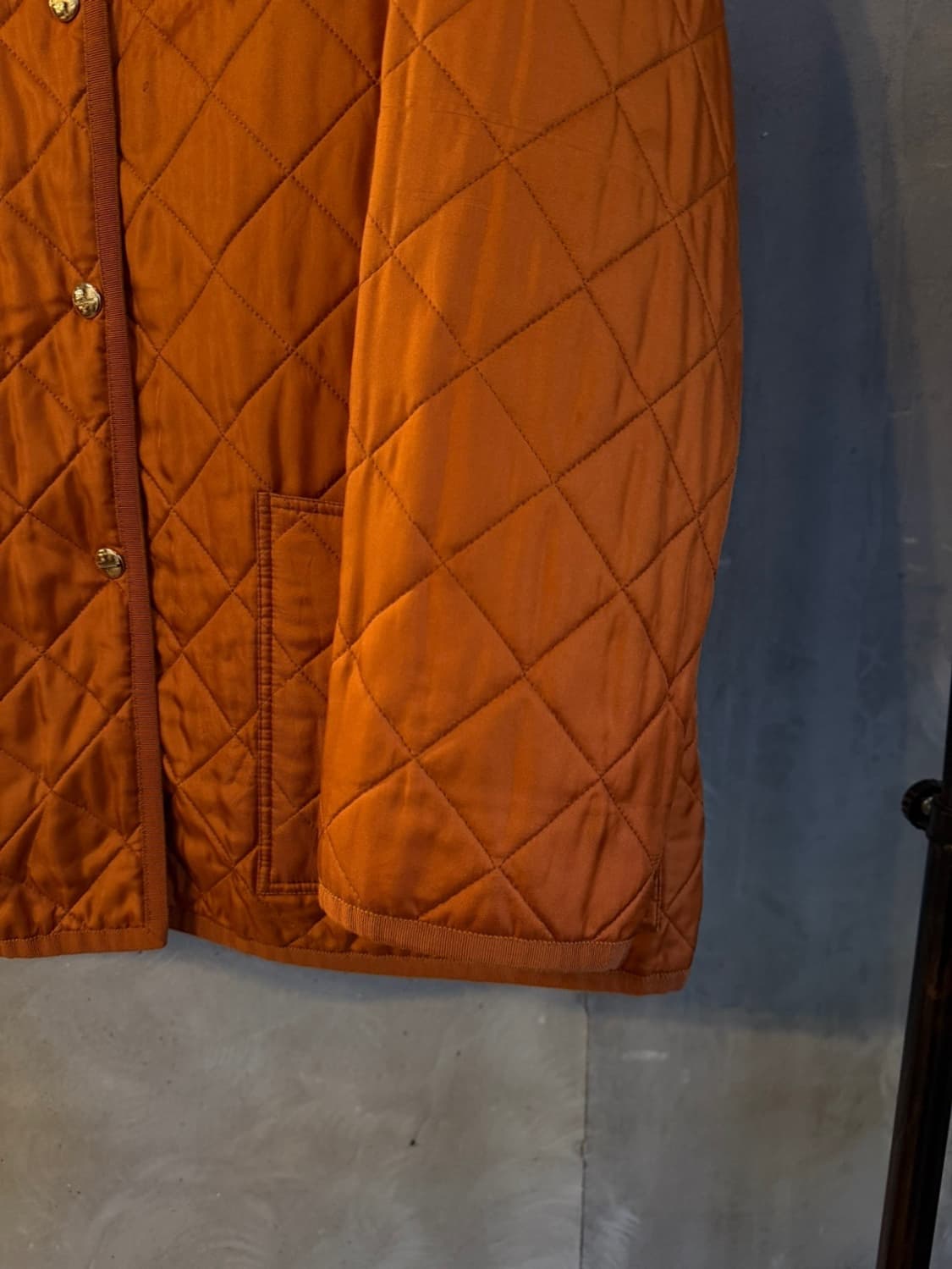 살바토레 페라가모 실크 퀼팅 자켓 66~77 상품이미지10